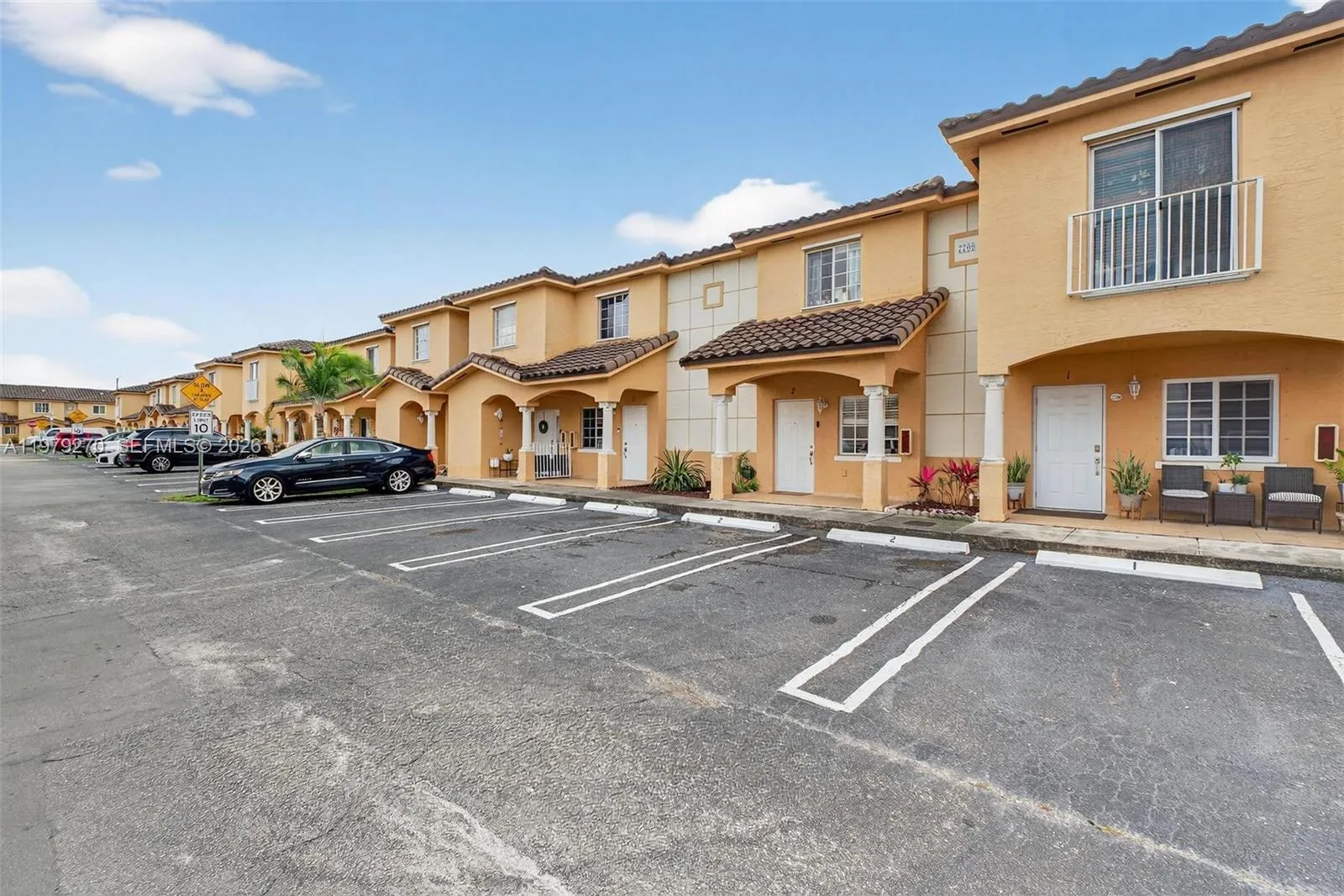 7709 W 36th Ave 2, Hialeah, Florida 33018, Hialeah, Florida 33018, 2 Bedrooms Bedrooms, ,2 BathroomsBathrooms,Residential,For Sale,7709 W 36th Ave 2, Hialeah, Florida 33018,A11979270