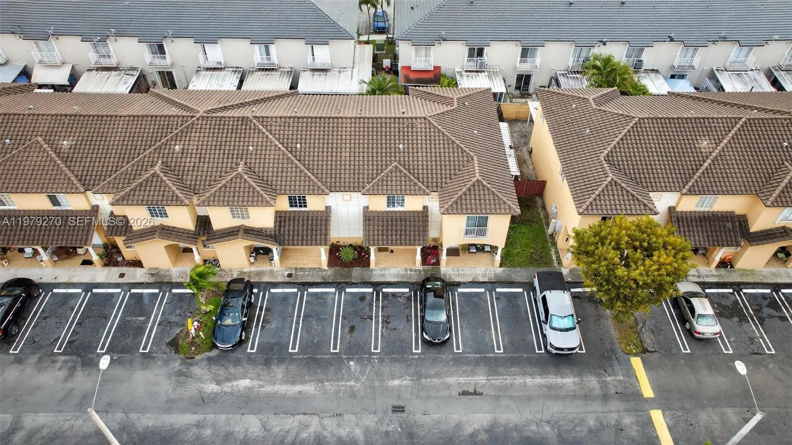 7709 W 36th Ave 2, Hialeah, Florida 33018, Hialeah, Florida 33018, 2 Bedrooms Bedrooms, ,2 BathroomsBathrooms,Residential,For Sale,7709 W 36th Ave 2, Hialeah, Florida 33018,A11979270