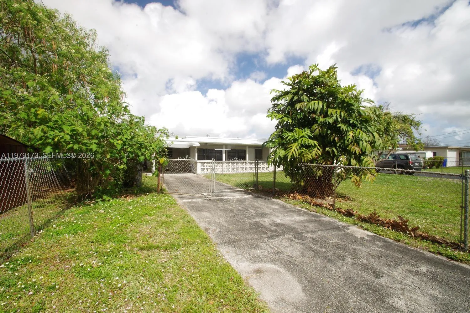 5510 Johnson St, Hollywood, Florida 33021, Hollywood, Florida 33021, 4 Bedrooms Bedrooms, ,3 BathroomsBathrooms,Residential,For Sale,5510 Johnson St, Hollywood, Florida 33021,A11979173