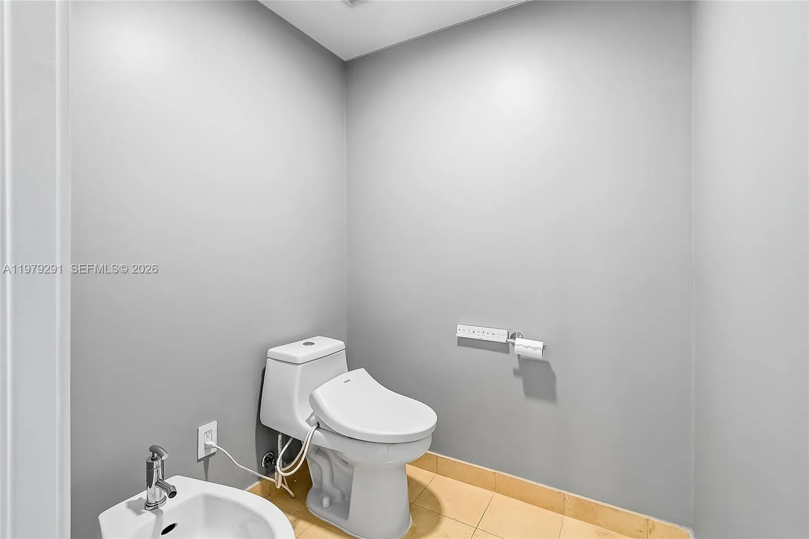 3101 S Ocean Dr 1206, Hollywood, Florida 33019, Hollywood, Florida 33019, 3 Bedrooms Bedrooms, ,3 BathroomsBathrooms,Residential,For Sale,3101 S Ocean Dr 1206, Hollywood, Florida 33019,A11979291