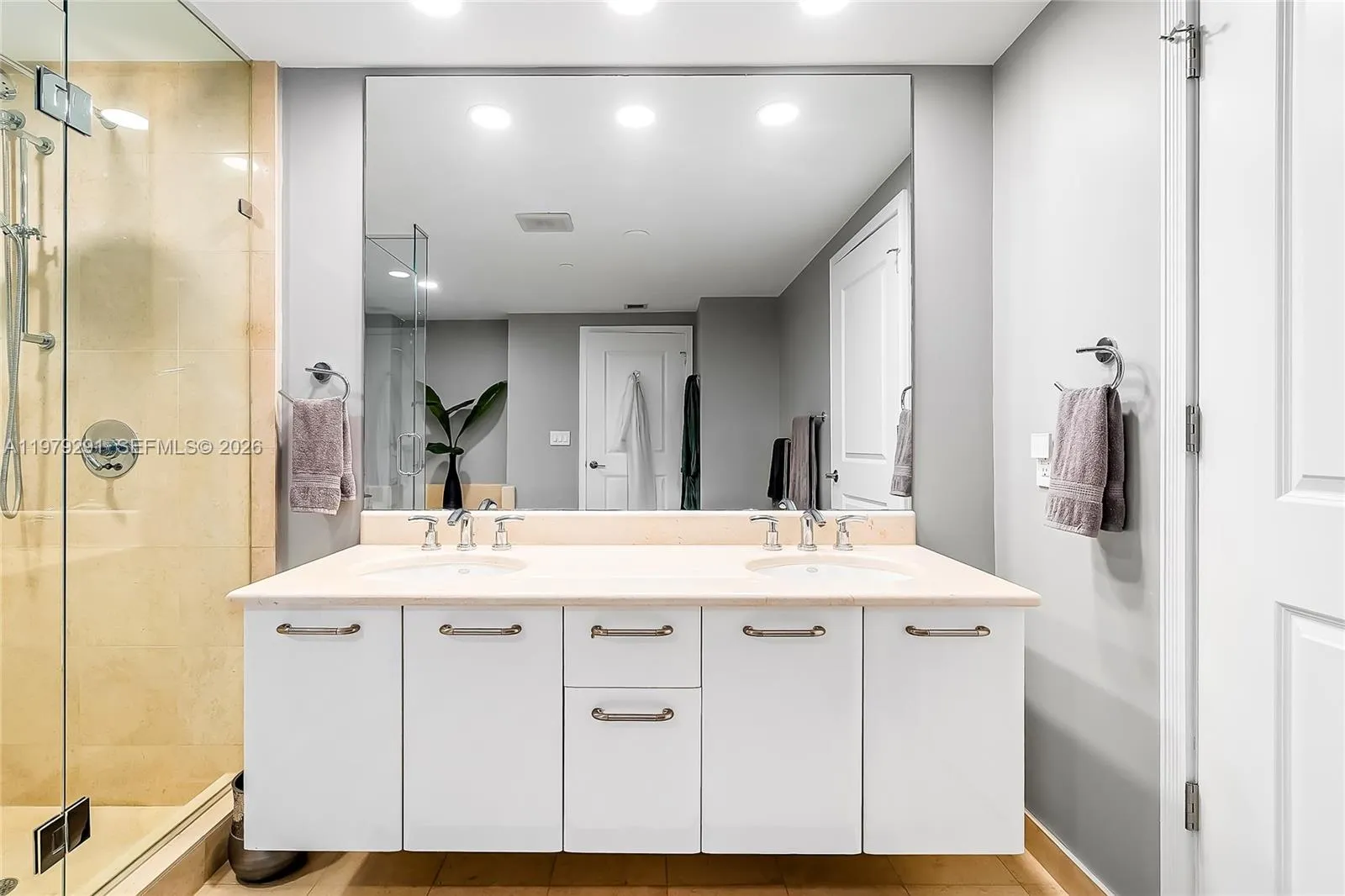 3101 S Ocean Dr 1206, Hollywood, Florida 33019, Hollywood, Florida 33019, 3 Bedrooms Bedrooms, ,3 BathroomsBathrooms,Residential,For Sale,3101 S Ocean Dr 1206, Hollywood, Florida 33019,A11979291