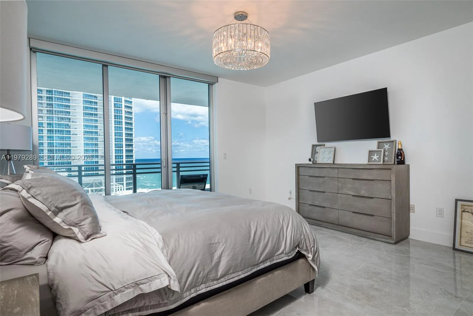 3535 S Ocean Dr 1904, Hollywood, Florida 33019, Hollywood, Florida 33019, 2 Bedrooms Bedrooms, ,2 BathroomsBathrooms,Residential Lease,For Rent,3535 S Ocean Dr 1904, Hollywood, Florida 33019,A11979289