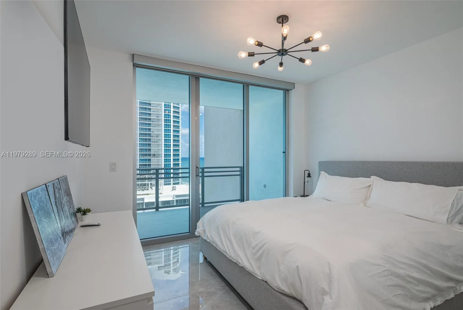 3535 S Ocean Dr 1904, Hollywood, Florida 33019, Hollywood, Florida 33019, 2 Bedrooms Bedrooms, ,2 BathroomsBathrooms,Residential Lease,For Rent,3535 S Ocean Dr 1904, Hollywood, Florida 33019,A11979289