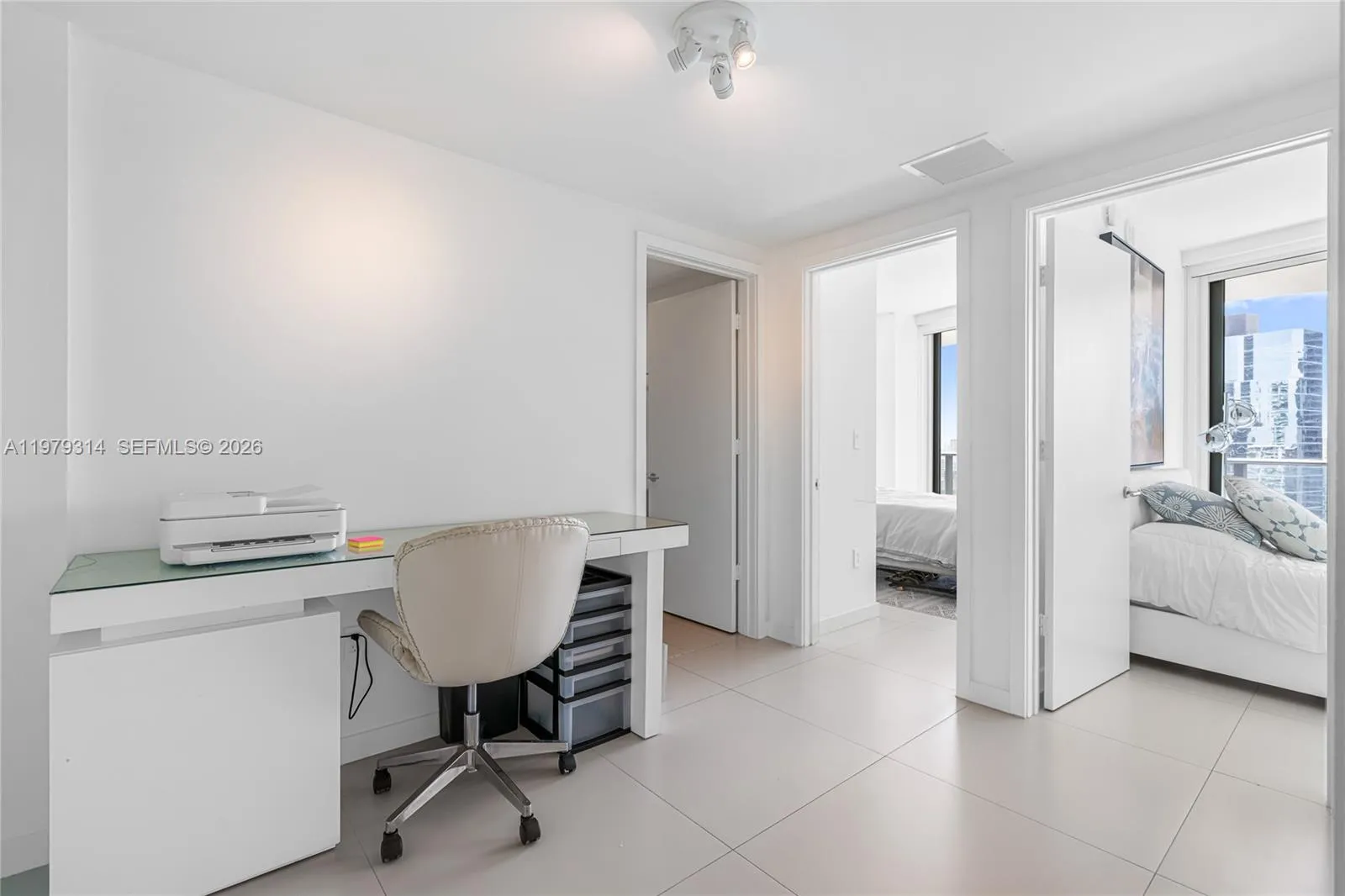 1300 S Miami Ave 2305, Miami, Florida 33130, Miami, Florida 33130, 3 Bedrooms Bedrooms, ,2 BathroomsBathrooms,Residential Lease,For Rent,1300 S Miami Ave 2305, Miami, Florida 33130,A11979314