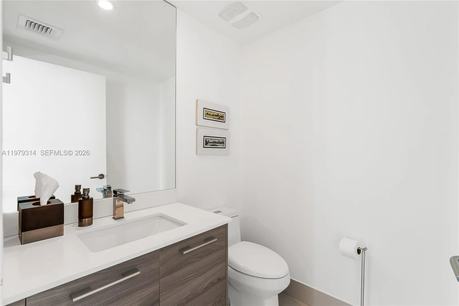 1300 S Miami Ave 2305, Miami, Florida 33130, Miami, Florida 33130, 3 Bedrooms Bedrooms, ,2 BathroomsBathrooms,Residential Lease,For Rent,1300 S Miami Ave 2305, Miami, Florida 33130,A11979314