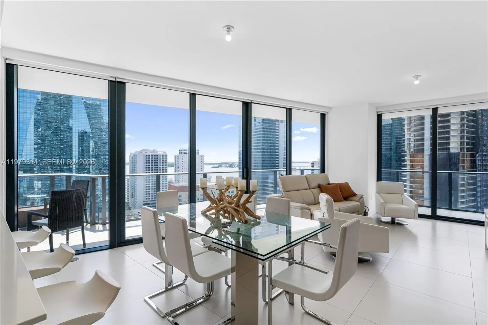 1300 S Miami Ave 2305, Miami, Florida 33130, Miami, Florida 33130, 3 Bedrooms Bedrooms, ,2 BathroomsBathrooms,Residential Lease,For Rent,1300 S Miami Ave 2305, Miami, Florida 33130,A11979314