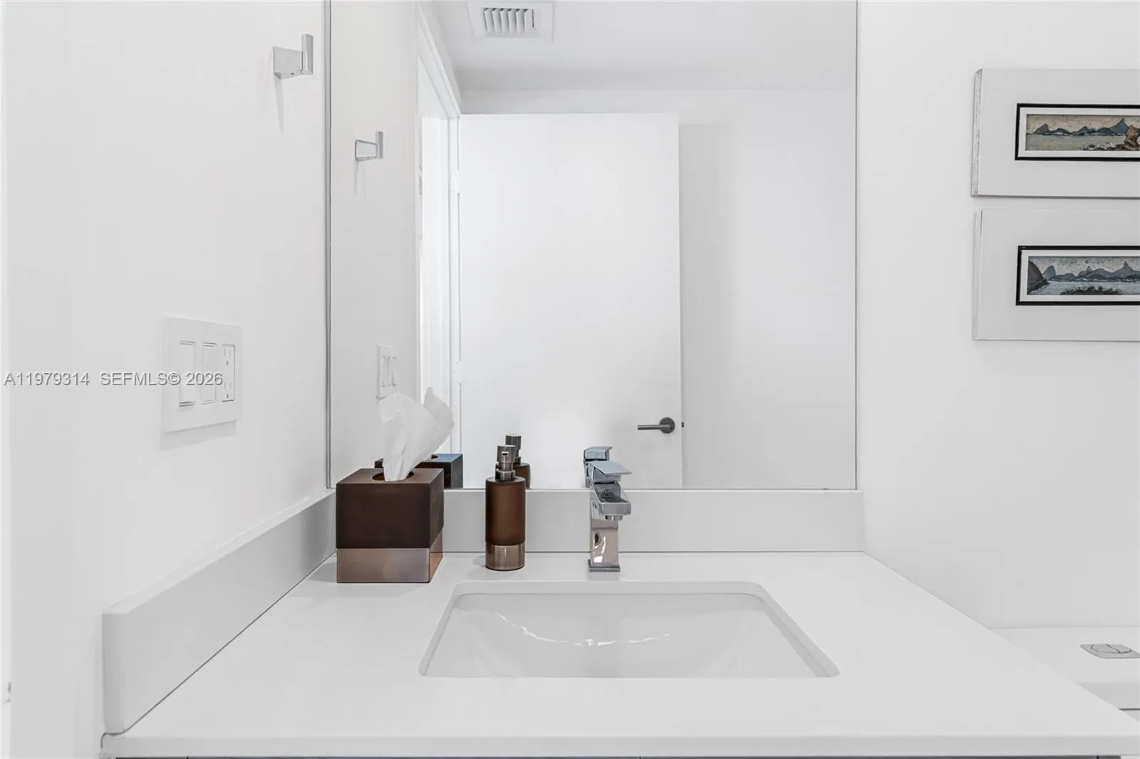 1300 S Miami Ave 2305, Miami, Florida 33130, Miami, Florida 33130, 3 Bedrooms Bedrooms, ,2 BathroomsBathrooms,Residential Lease,For Rent,1300 S Miami Ave 2305, Miami, Florida 33130,A11979314