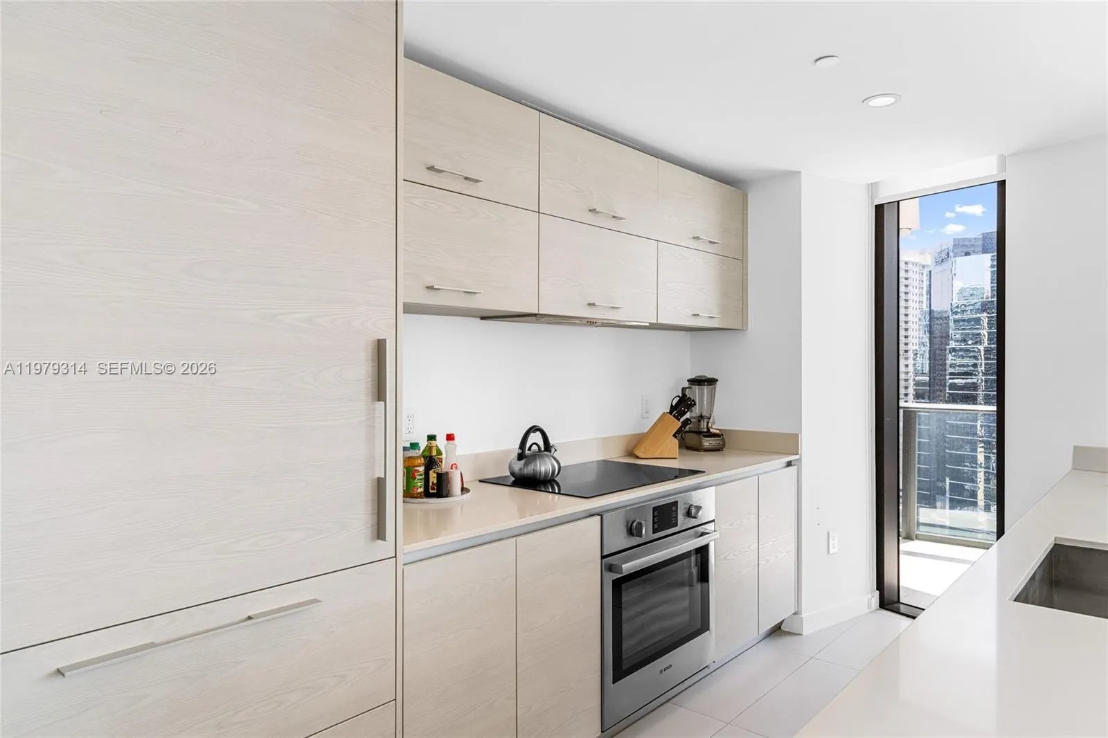 1300 S Miami Ave 2305, Miami, Florida 33130, Miami, Florida 33130, 3 Bedrooms Bedrooms, ,2 BathroomsBathrooms,Residential Lease,For Rent,1300 S Miami Ave 2305, Miami, Florida 33130,A11979314
