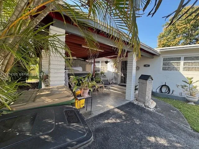 15 Ne 130th St, North Miami, Florida 33161, North Miami, Florida 33161, 3 Bedrooms Bedrooms, ,2 BathroomsBathrooms,Residential,For Sale,15 Ne 130th St, North Miami, Florida 33161,A11974292