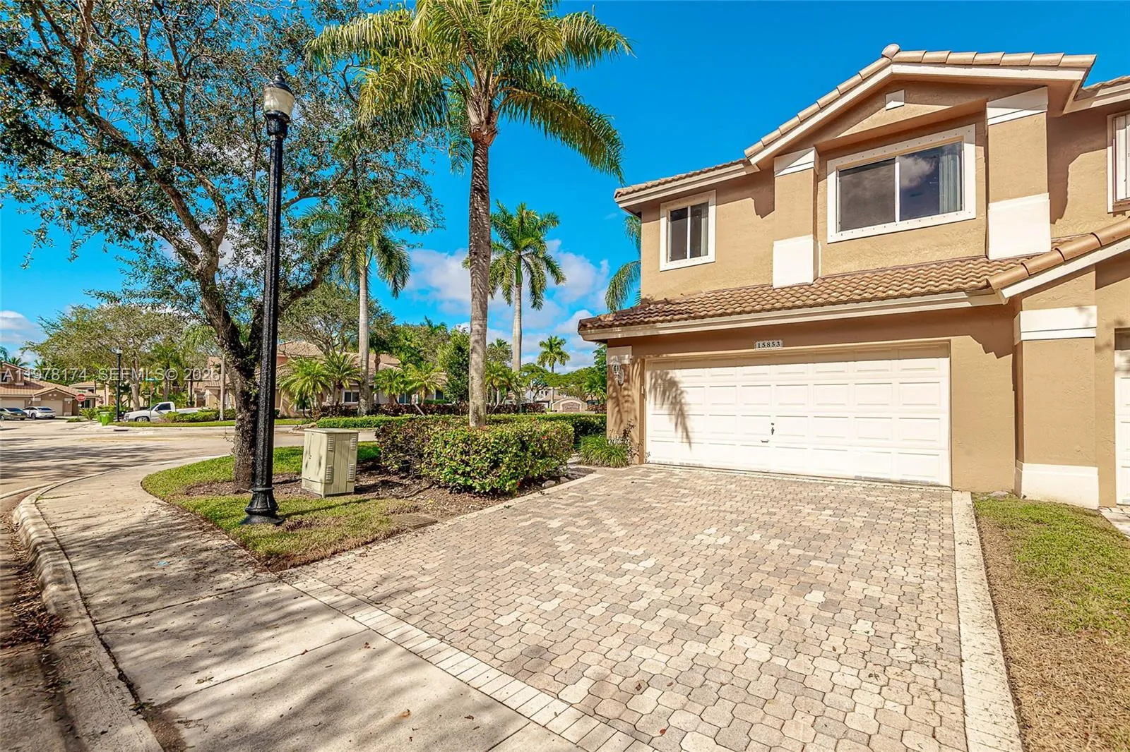 15853 Sw 10th St, Pembroke Pines, Florida 33027, Pembroke Pines, Florida 33027, 3 Bedrooms Bedrooms, ,2 BathroomsBathrooms,Residential Lease,For Rent,15853 Sw 10th St, Pembroke Pines, Florida 33027,A11978174