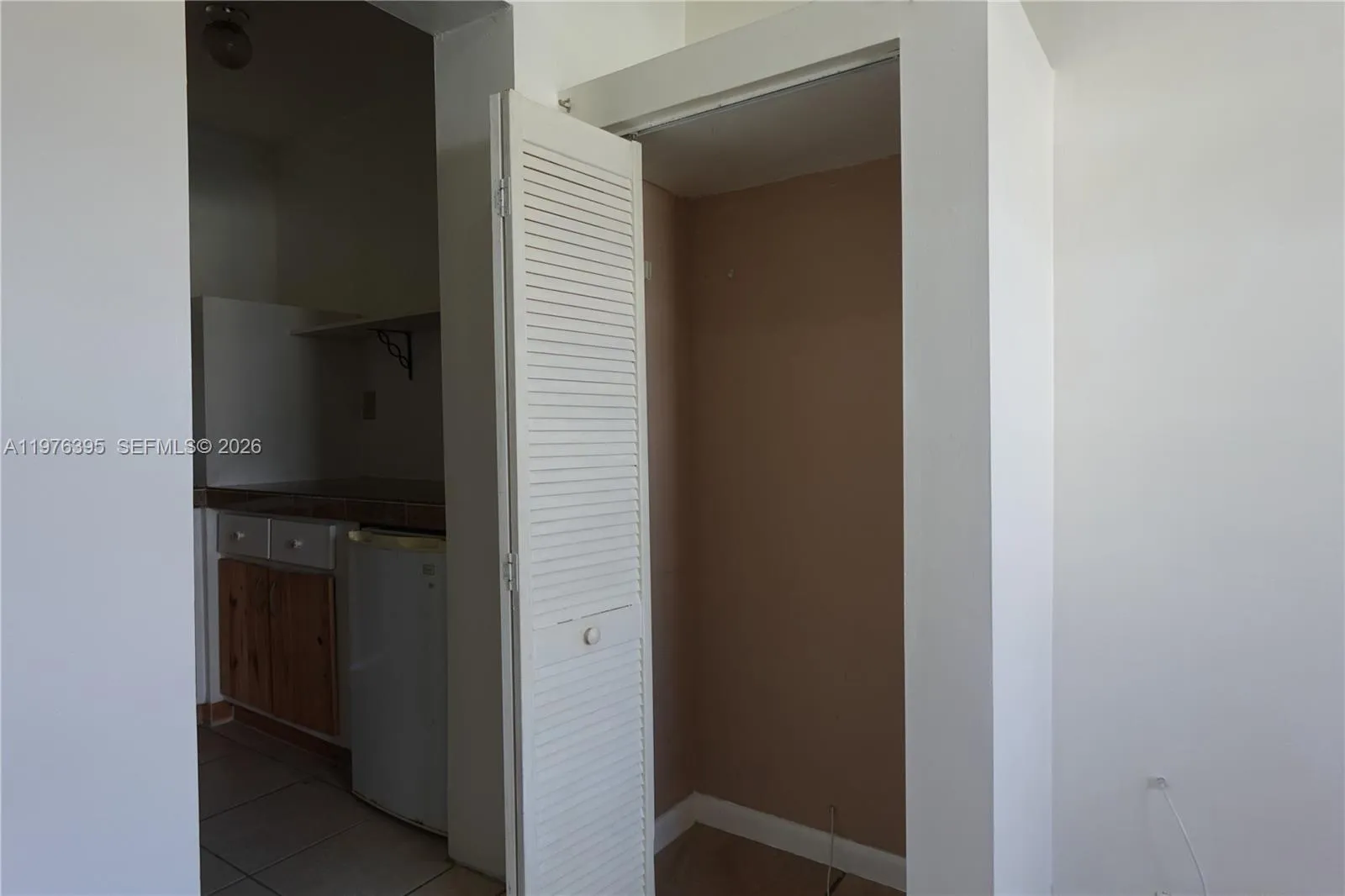 11262 Sw 74th St 0, Miami, Florida 33173, Miami, Florida 33173, 1 Bedroom Bedrooms, ,1 BathroomBathrooms,Residential Lease,For Rent,11262 Sw 74th St 0, Miami, Florida 33173,A11976395
