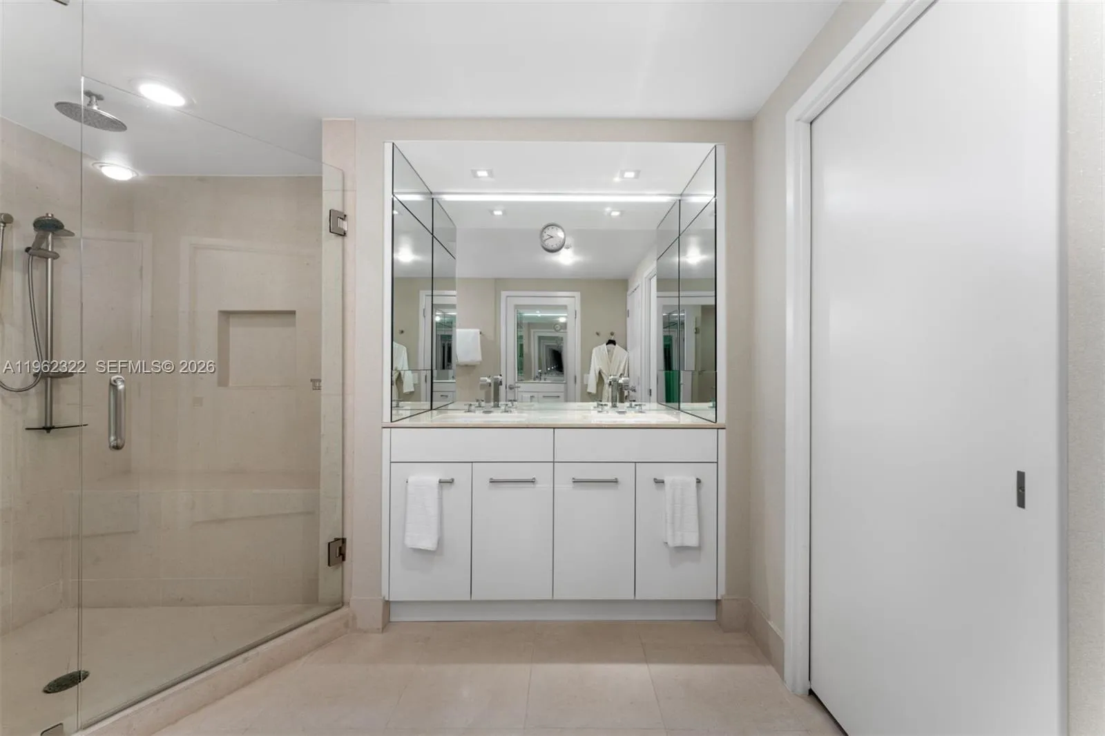 6899 Collins Ave Bh3, Miami Beach, Florida 33141, Miami Beach, Florida 33141, 3 Bedrooms Bedrooms, ,3 BathroomsBathrooms,Residential,For Sale,6899 Collins Ave Bh3, Miami Beach, Florida 33141,A11962322