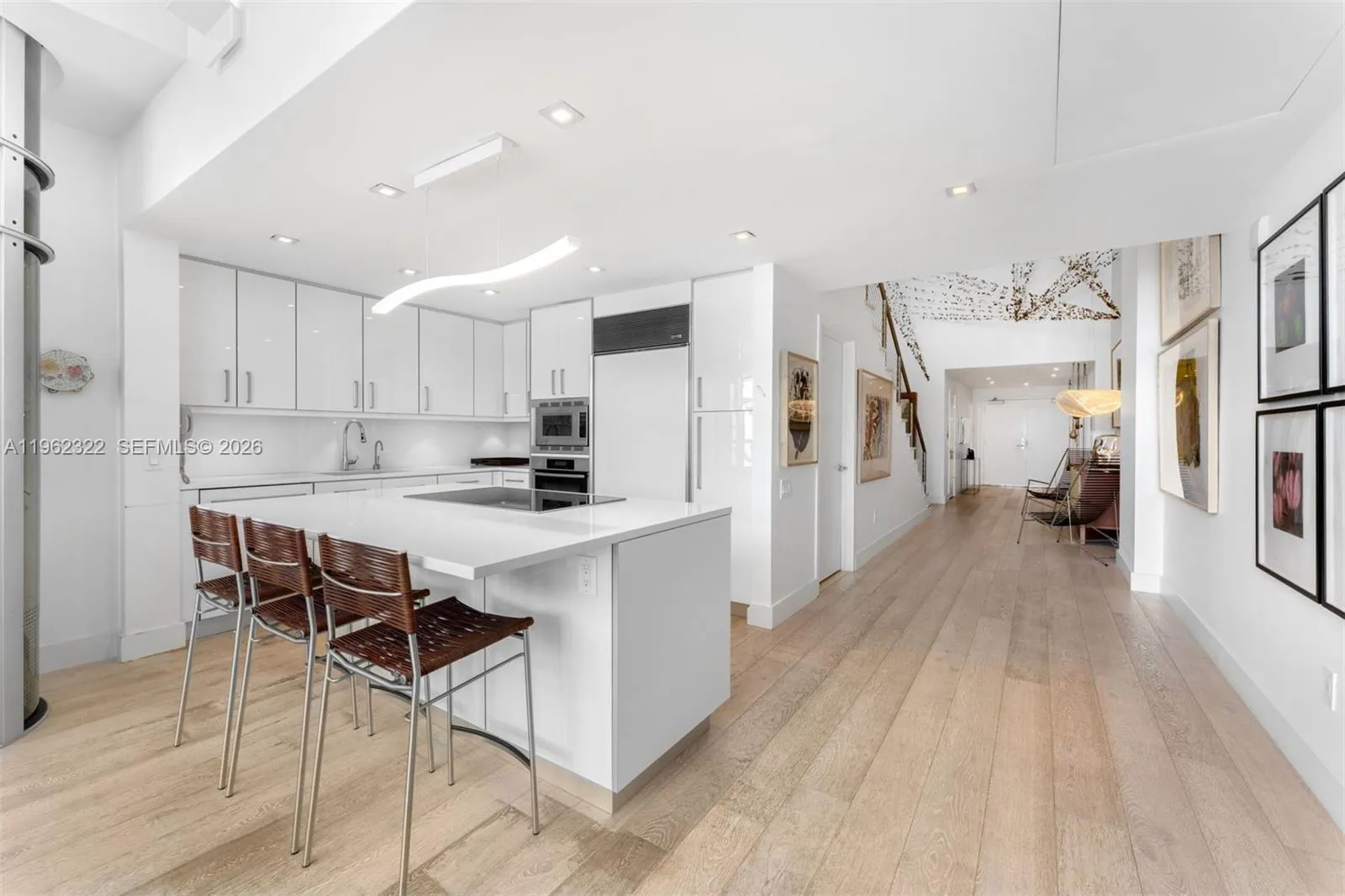 6899 Collins Ave Bh3, Miami Beach, Florida 33141, Miami Beach, Florida 33141, 3 Bedrooms Bedrooms, ,3 BathroomsBathrooms,Residential,For Sale,6899 Collins Ave Bh3, Miami Beach, Florida 33141,A11962322