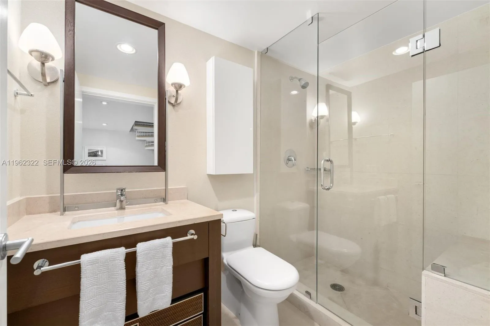 Full Bathroom in the Den