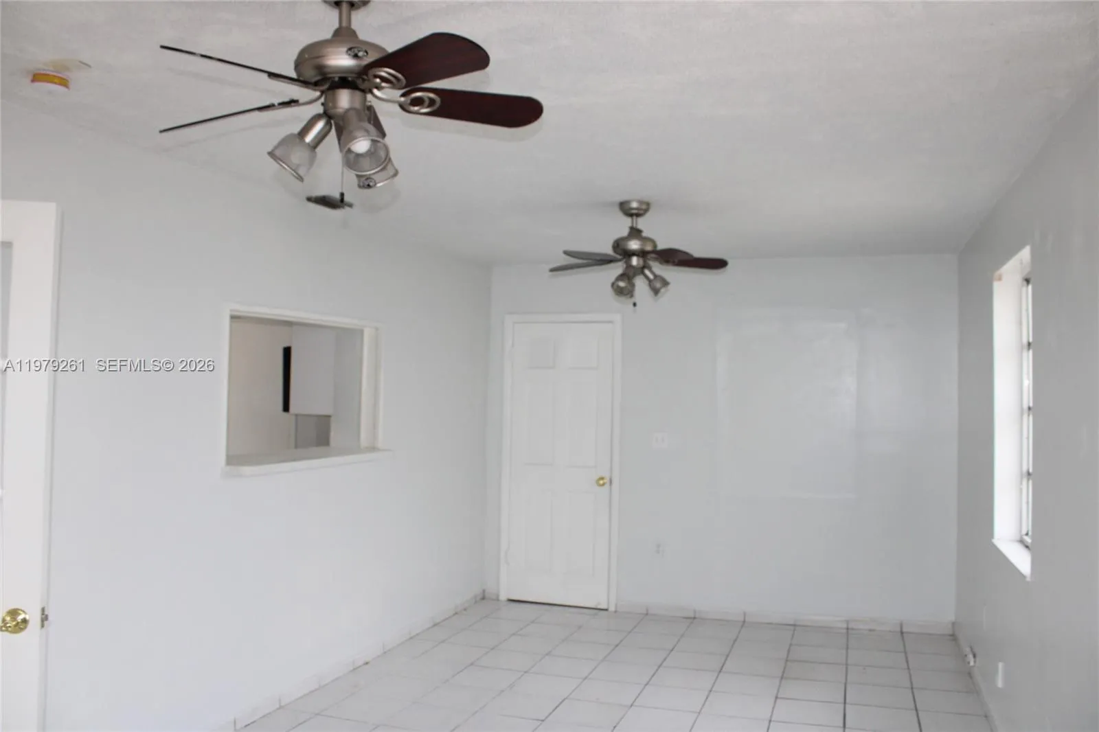 3040 Sw 69th Ave, Miami, Florida 33155, Miami, Florida 33155, 3 Bedrooms Bedrooms, ,2 BathroomsBathrooms,Residential Lease,For Rent,3040 Sw 69th Ave, Miami, Florida 33155,A11979261