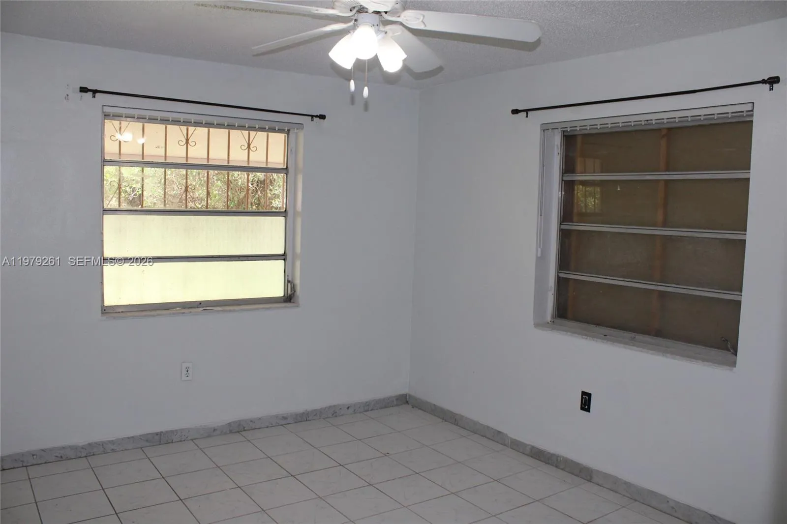 3040 Sw 69th Ave, Miami, Florida 33155, Miami, Florida 33155, 3 Bedrooms Bedrooms, ,2 BathroomsBathrooms,Residential Lease,For Rent,3040 Sw 69th Ave, Miami, Florida 33155,A11979261