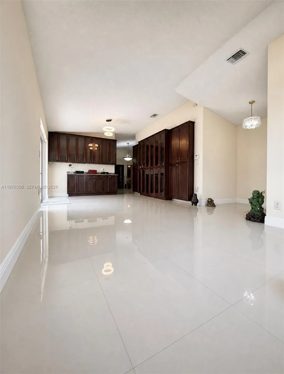 910 Sw 140th Ave, Miami, Florida 33184, Miami, Florida 33184, 4 Bedrooms Bedrooms, ,2 BathroomsBathrooms,Residential,For Sale,910 Sw 140th Ave, Miami, Florida 33184,A11979356