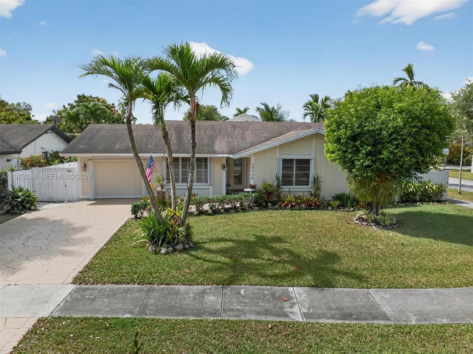 10230 Sw 130th Ave, Miami, Florida 33186, Miami, Florida 33186, 4 Bedrooms Bedrooms, ,3 BathroomsBathrooms,Residential,For Sale,10230 Sw 130th Ave, Miami, Florida 33186,A11979260