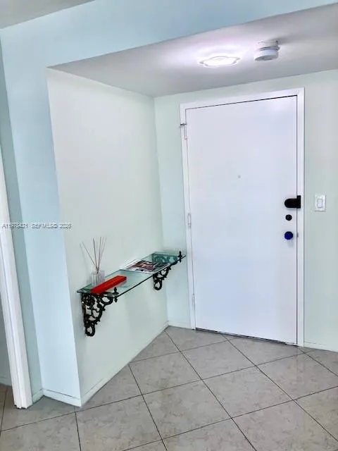 Sunny Isles Beach, Florida 33160, 1 Bedroom Bedrooms, ,1 BathroomBathrooms,Residential Lease,For Rent,A11978421