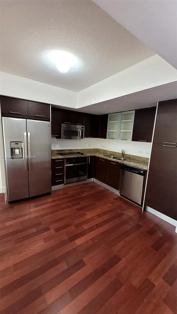 41 Se 5th St 709, Miami, Florida 33131, Miami, Florida 33131, 2 Bedrooms Bedrooms, ,2 BathroomsBathrooms,Residential Lease,For Rent,41 Se 5th St 709, Miami, Florida 33131,A11979391