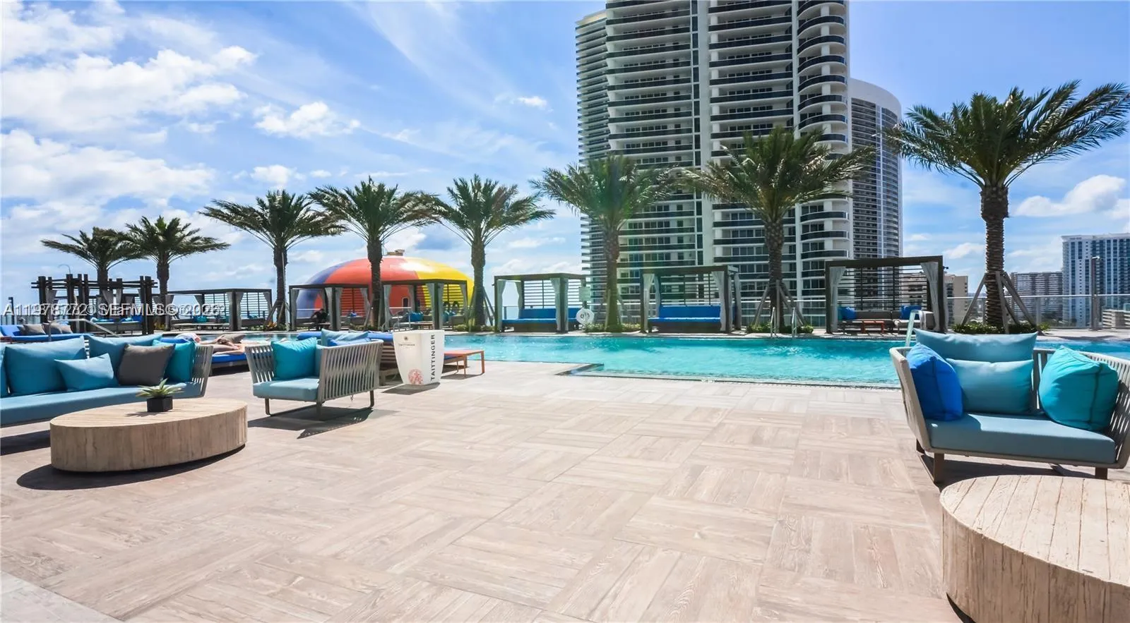 4111 S Ocean Dr 302, Hollywood, Florida 33019, Hollywood, Florida 33019, 1 Bedroom Bedrooms, ,1 BathroomBathrooms,Residential,For Sale,4111 S Ocean Dr 302, Hollywood, Florida 33019,A11978772