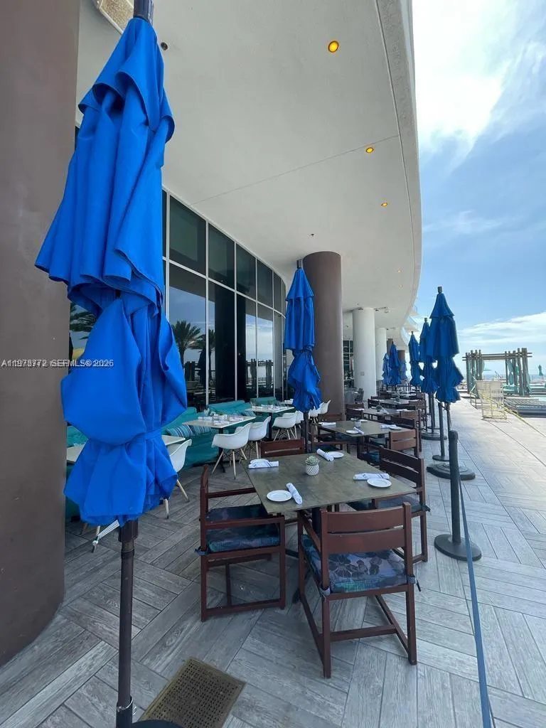4111 S Ocean Dr 302, Hollywood, Florida 33019, Hollywood, Florida 33019, 1 Bedroom Bedrooms, ,1 BathroomBathrooms,Residential,For Sale,4111 S Ocean Dr 302, Hollywood, Florida 33019,A11978772