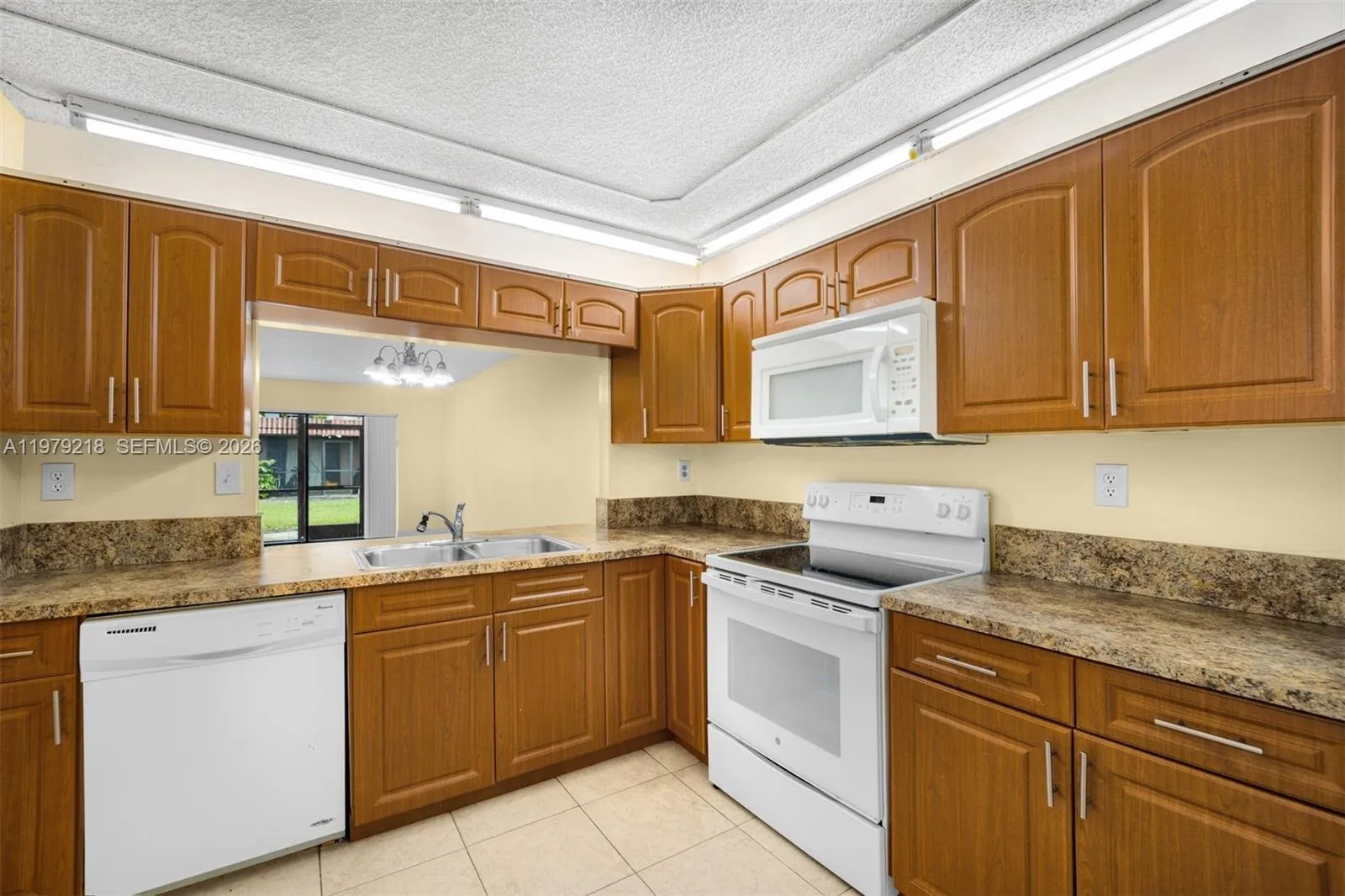 35 Cortez Way 1-43, Davie, Florida 33324, Davie, Florida 33324, 2 Bedrooms Bedrooms, ,2 BathroomsBathrooms,Residential Lease,For Rent,35 Cortez Way 1-43, Davie, Florida 33324,A11979218