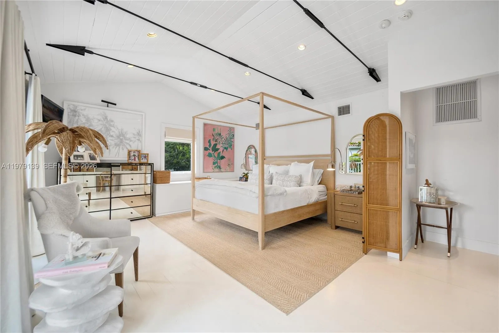 536 Jeronimo Dr, Coral Gables, Florida 33146, Coral Gables, Florida 33146, 3 Bedrooms Bedrooms, ,4 BathroomsBathrooms,Residential,For Sale,536 Jeronimo Dr, Coral Gables, Florida 33146,A11979139