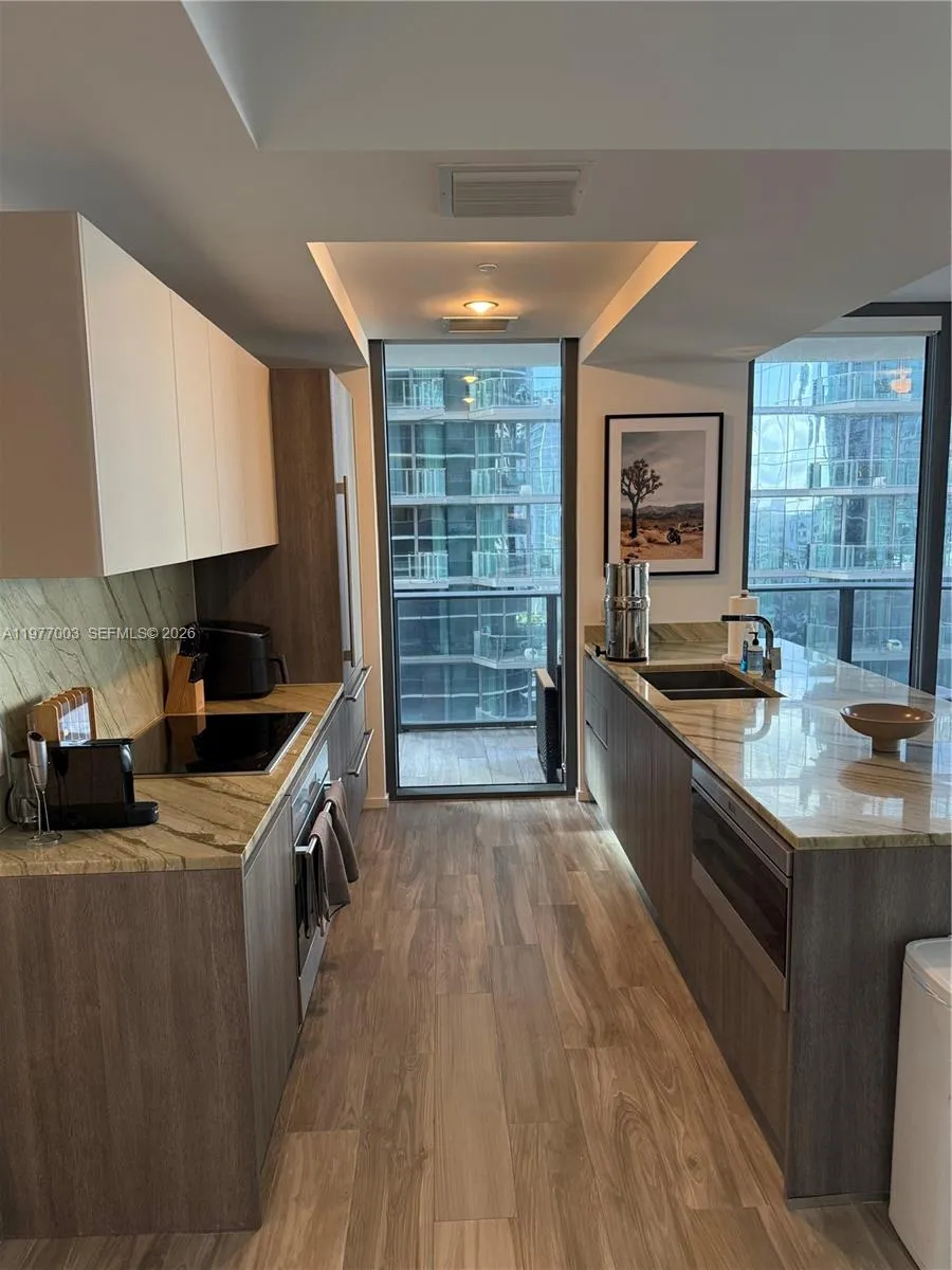 801 S Miami Ave 1705, Miami, Florida 33131, Miami, Florida 33131, 2 Bedrooms Bedrooms, ,2 BathroomsBathrooms,Residential Lease,For Rent,801 S Miami Ave 1705, Miami, Florida 33131,A11977003
