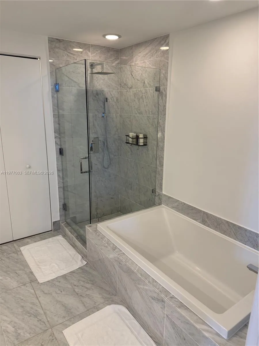 801 S Miami Ave 1705, Miami, Florida 33131, Miami, Florida 33131, 2 Bedrooms Bedrooms, ,2 BathroomsBathrooms,Residential Lease,For Rent,801 S Miami Ave 1705, Miami, Florida 33131,A11977003