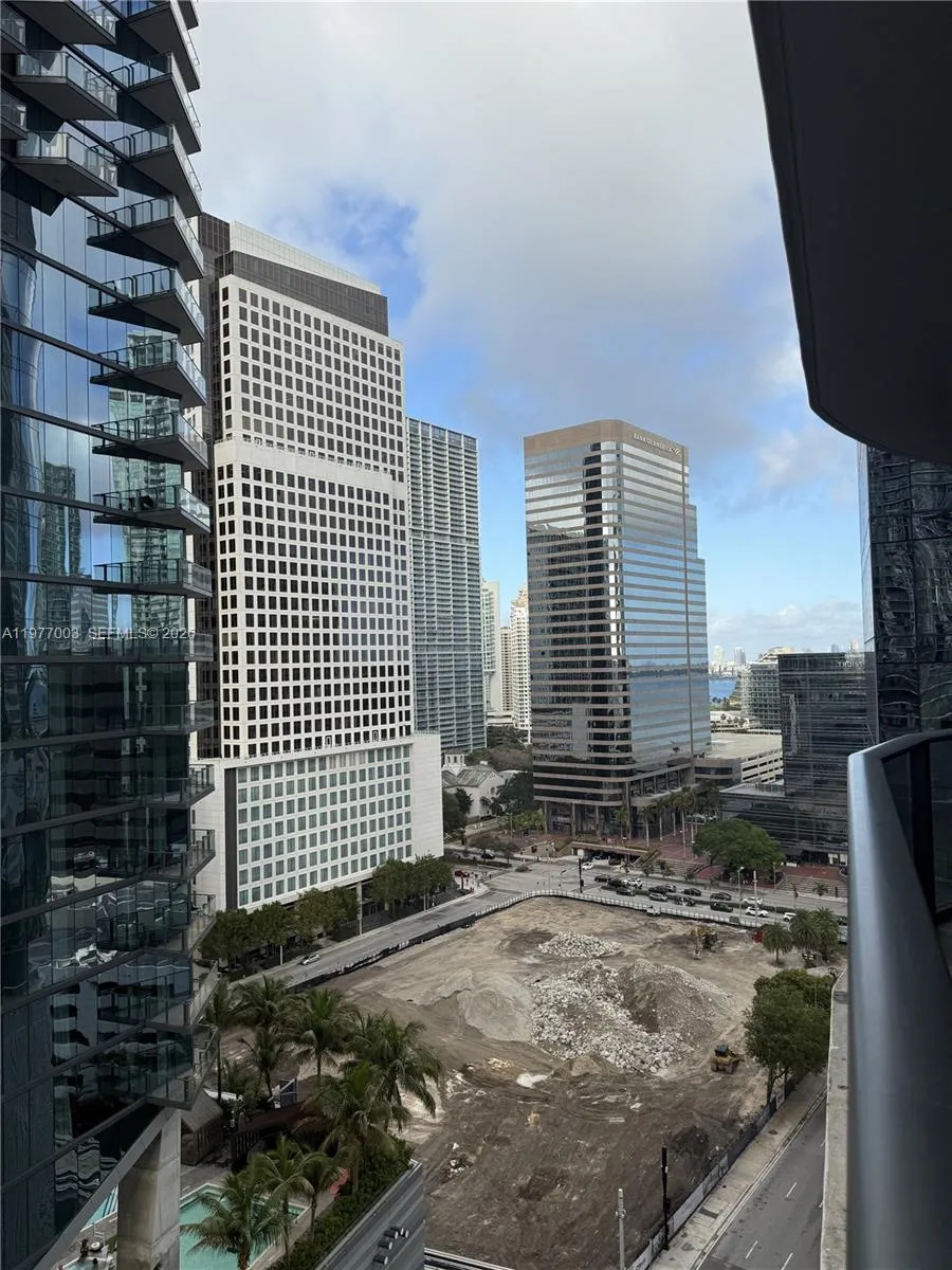 801 S Miami Ave 1705, Miami, Florida 33131, Miami, Florida 33131, 2 Bedrooms Bedrooms, ,2 BathroomsBathrooms,Residential Lease,For Rent,801 S Miami Ave 1705, Miami, Florida 33131,A11977003