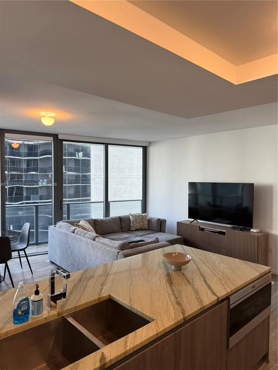 801 S Miami Ave 1705, Miami, Florida 33131, Miami, Florida 33131, 2 Bedrooms Bedrooms, ,2 BathroomsBathrooms,Residential Lease,For Rent,801 S Miami Ave 1705, Miami, Florida 33131,A11977003