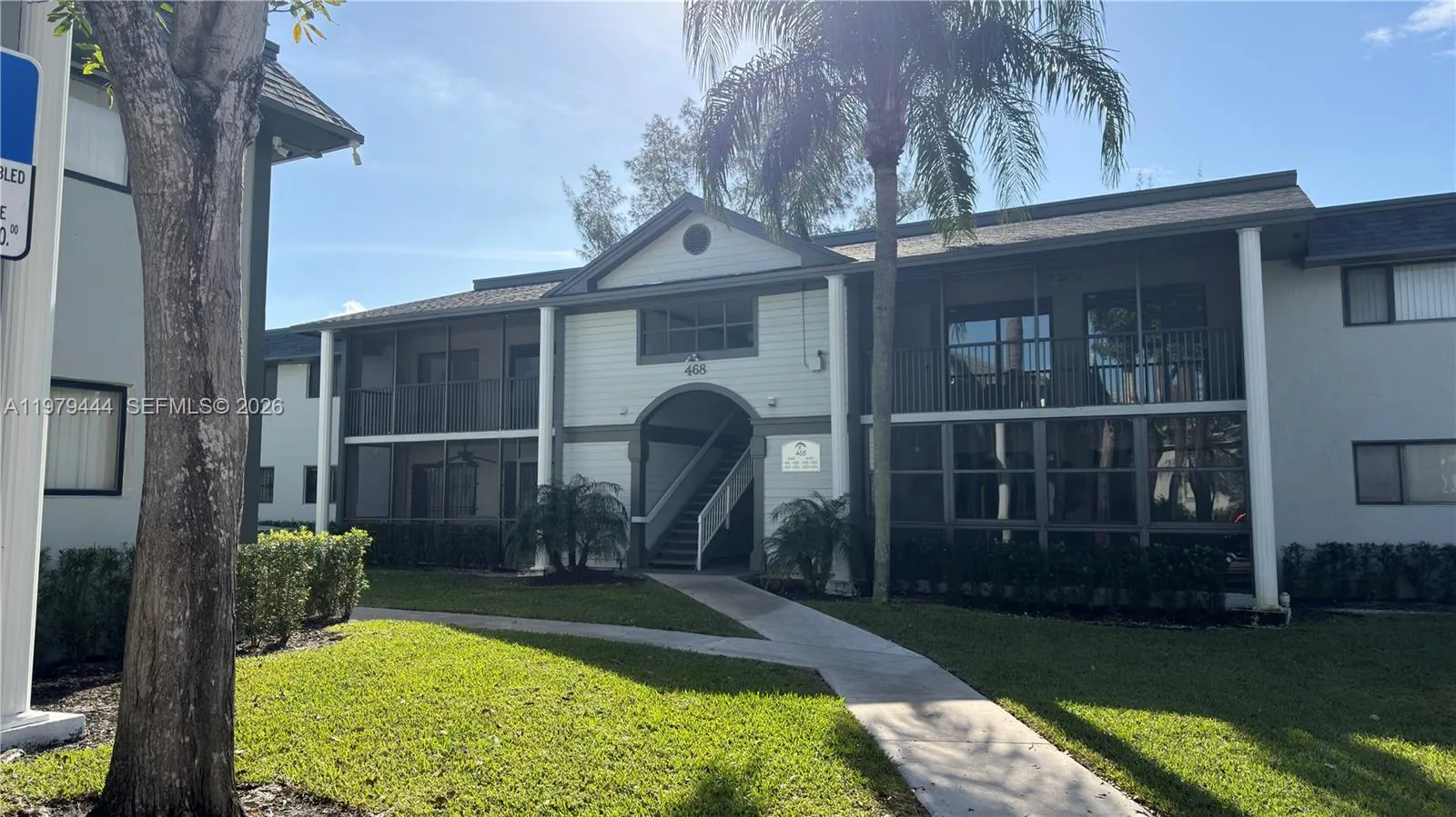 468 Ne 206th Ln 201, Miami, Florida 33179, Miami, Florida 33179, 3 Bedrooms Bedrooms, ,2 BathroomsBathrooms,Residential Lease,For Rent,468 Ne 206th Ln 201, Miami, Florida 33179,A11979444