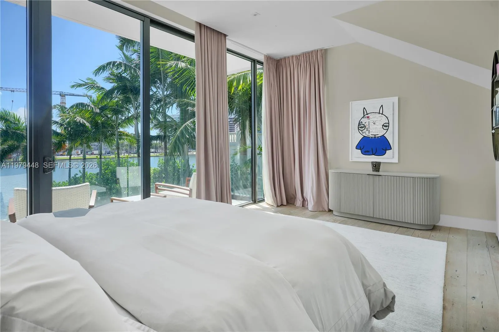 5501 Pine Tree Dr, Miami Beach, Florida 33140, Miami Beach, Florida 33140, 5 Bedrooms Bedrooms, ,5 BathroomsBathrooms,Residential Lease,For Rent,5501 Pine Tree Dr, Miami Beach, Florida 33140,A11979448