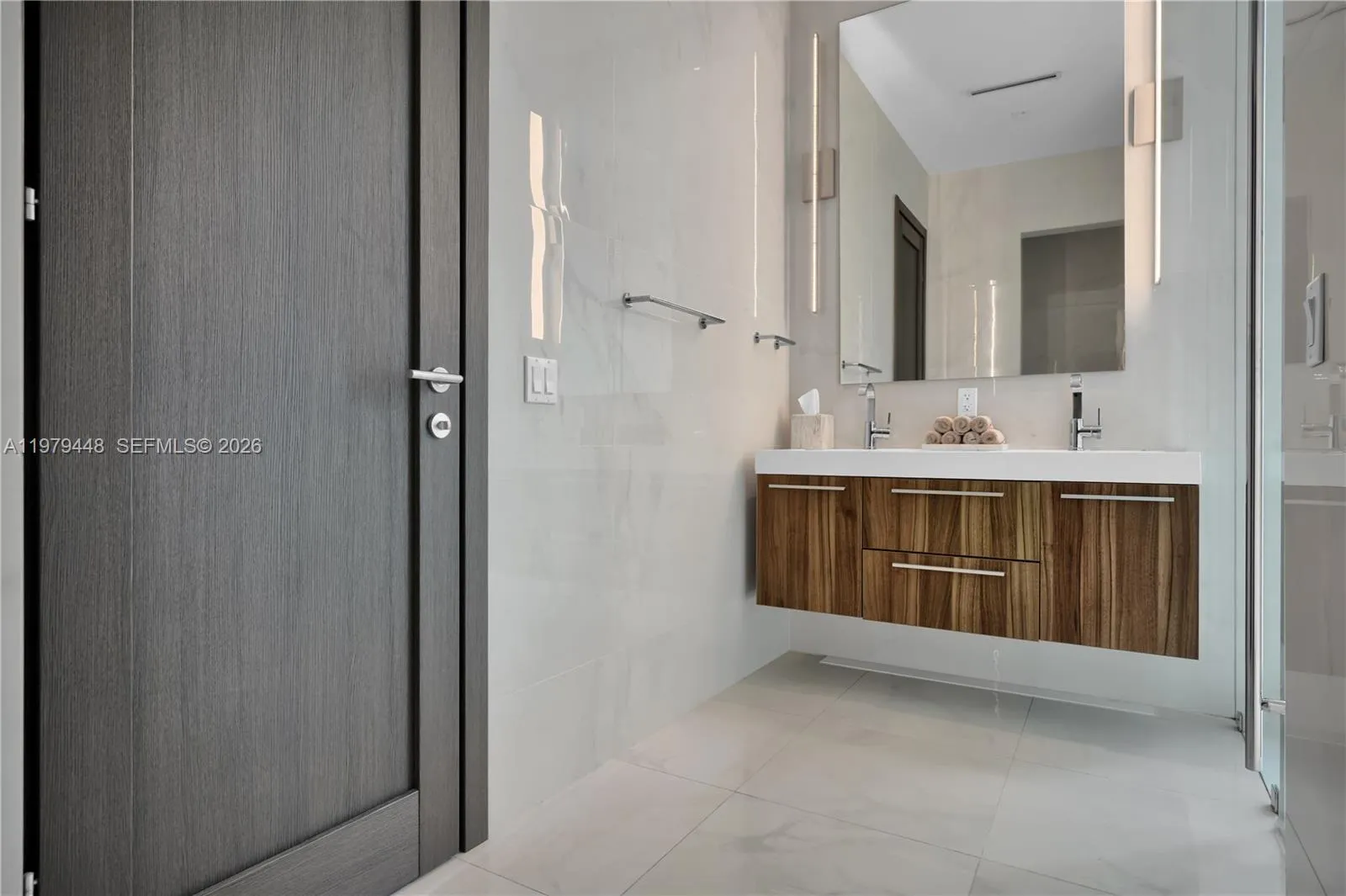 5501 Pine Tree Dr, Miami Beach, Florida 33140, Miami Beach, Florida 33140, 5 Bedrooms Bedrooms, ,5 BathroomsBathrooms,Residential Lease,For Rent,5501 Pine Tree Dr, Miami Beach, Florida 33140,A11979448