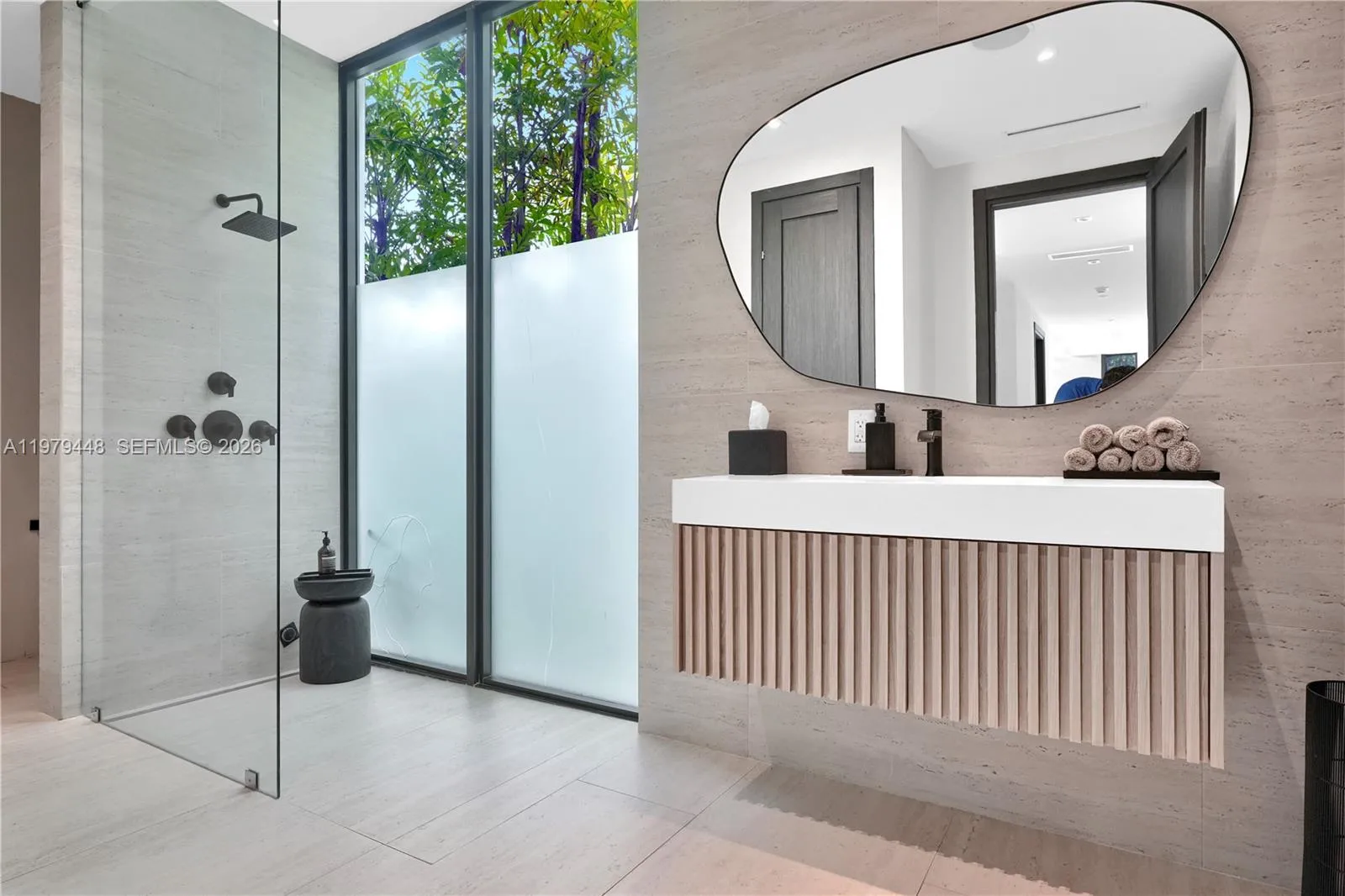 5501 Pine Tree Dr, Miami Beach, Florida 33140, Miami Beach, Florida 33140, 5 Bedrooms Bedrooms, ,5 BathroomsBathrooms,Residential Lease,For Rent,5501 Pine Tree Dr, Miami Beach, Florida 33140,A11979448