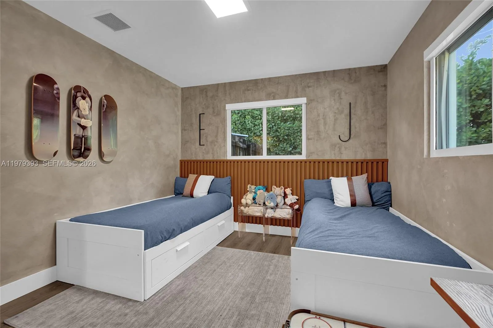 2301 Ne 196th St, Miami, Florida 33180, Miami, Florida 33180, 4 Bedrooms Bedrooms, ,3 BathroomsBathrooms,Residential,For Sale,2301 Ne 196th St, Miami, Florida 33180,A11979393