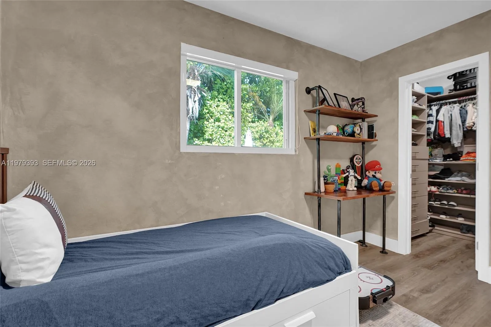 2301 Ne 196th St, Miami, Florida 33180, Miami, Florida 33180, 4 Bedrooms Bedrooms, ,3 BathroomsBathrooms,Residential,For Sale,2301 Ne 196th St, Miami, Florida 33180,A11979393