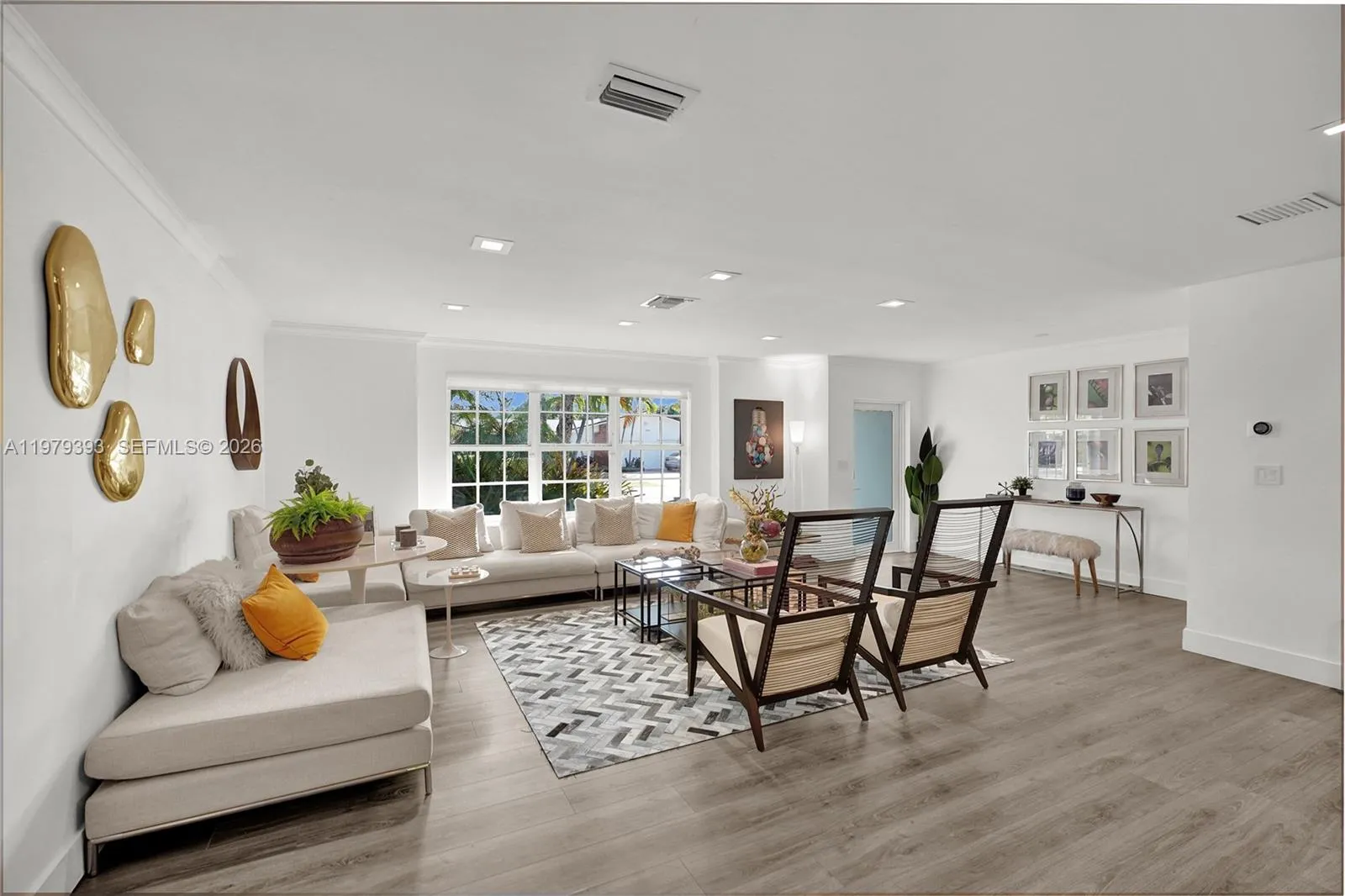 2301 Ne 196th St, Miami, Florida 33180, Miami, Florida 33180, 4 Bedrooms Bedrooms, ,3 BathroomsBathrooms,Residential,For Sale,2301 Ne 196th St, Miami, Florida 33180,A11979393