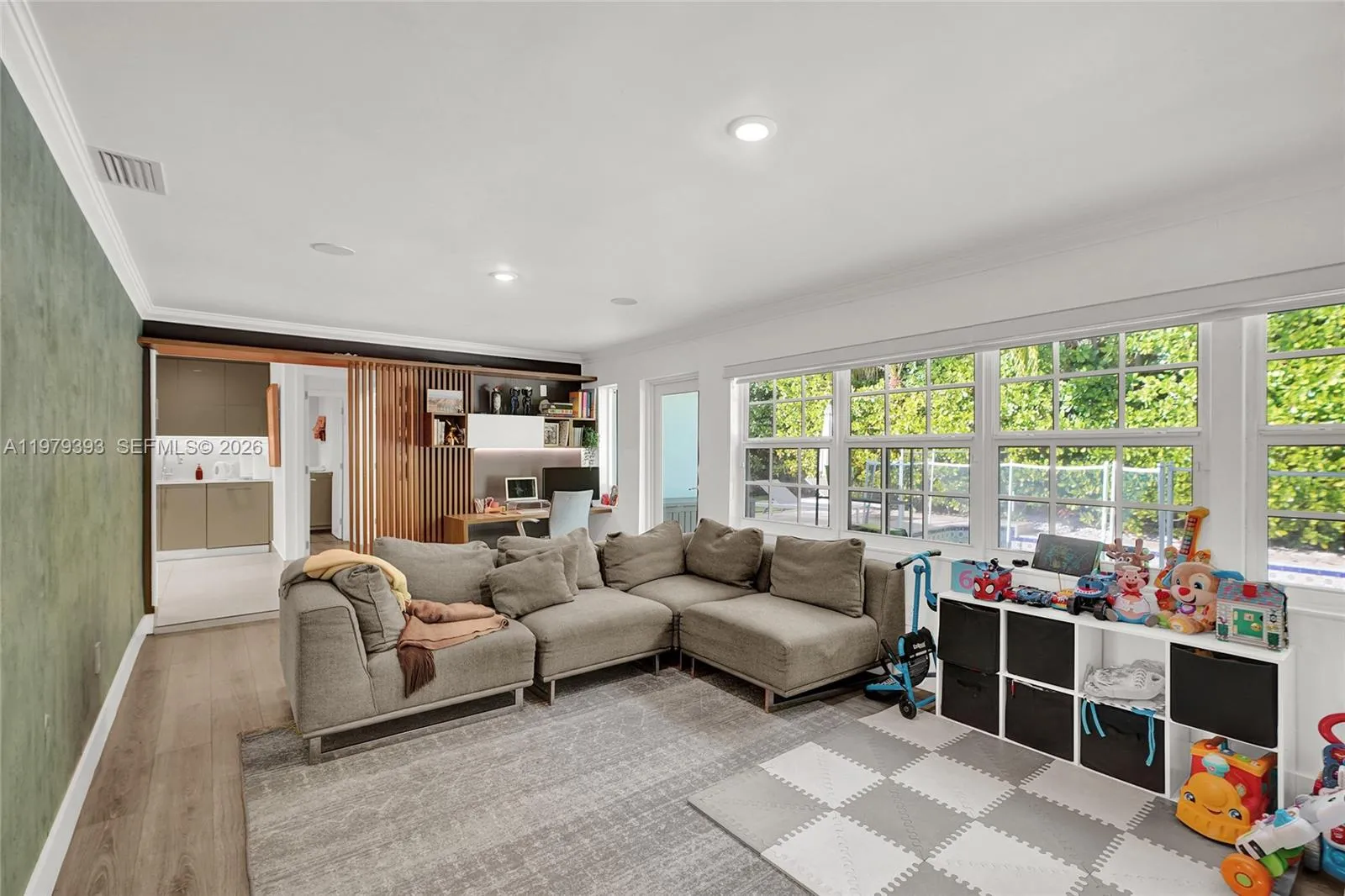 2301 Ne 196th St, Miami, Florida 33180, Miami, Florida 33180, 4 Bedrooms Bedrooms, ,3 BathroomsBathrooms,Residential,For Sale,2301 Ne 196th St, Miami, Florida 33180,A11979393