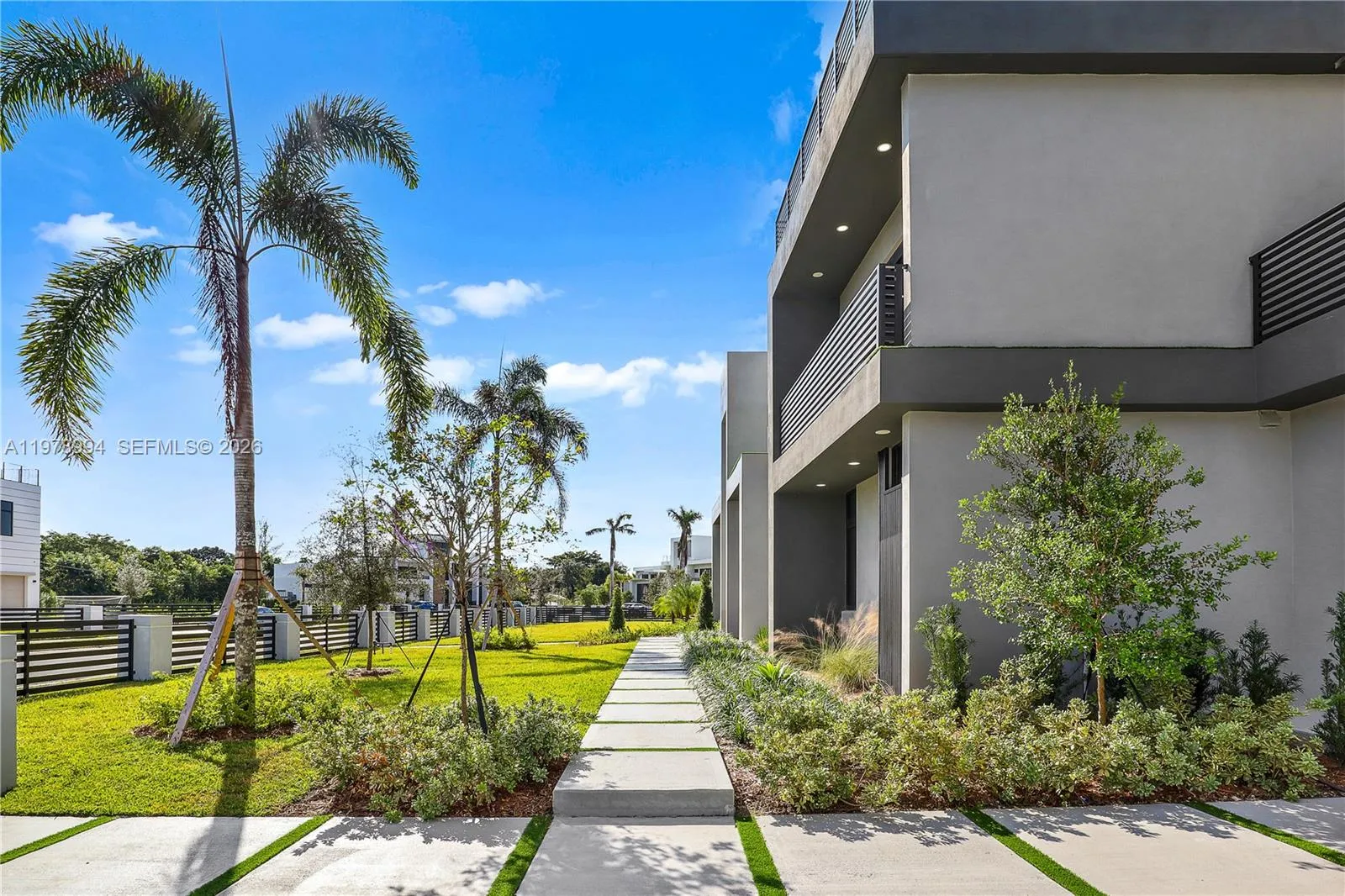 2311 Sw 108th Ter, Davie, Florida 33324, Davie, Florida 33324, 8 Bedrooms Bedrooms, ,8 BathroomsBathrooms,Residential Lease,For Rent,2311 Sw 108th Ter, Davie, Florida 33324,A11978994
