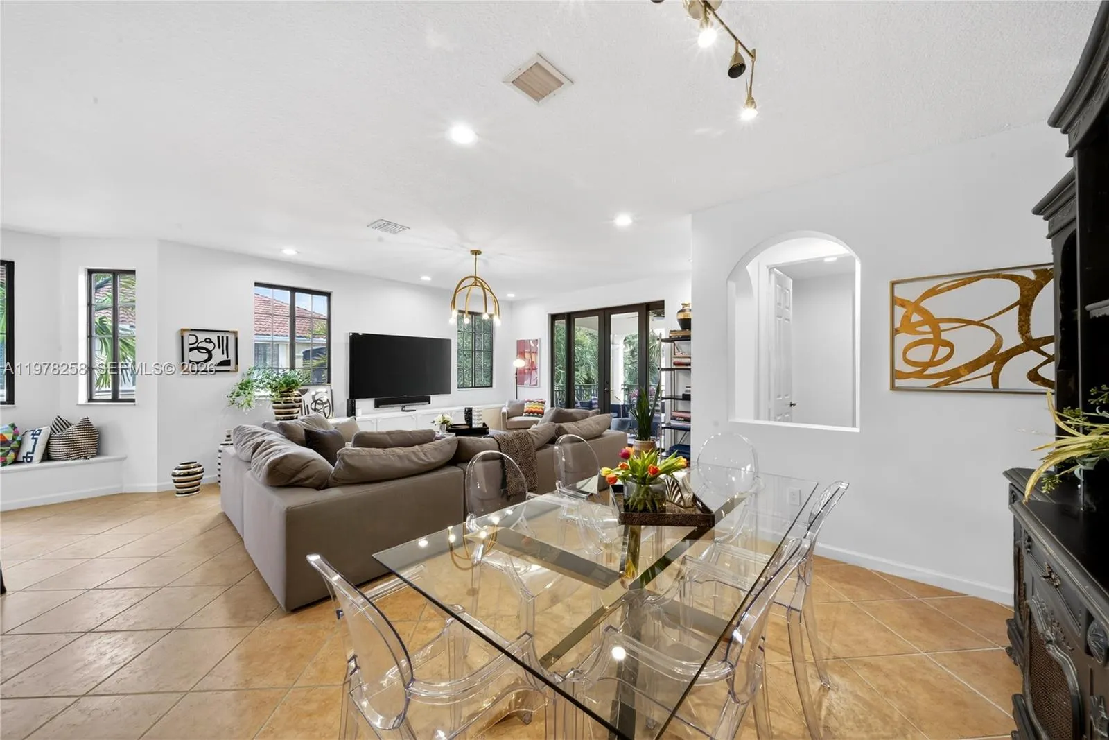 1506 Passion Vine Cir 23-3, Weston, Florida 33326, Weston, Florida 33326, 4 Bedrooms Bedrooms, ,2 BathroomsBathrooms,Residential,For Sale,1506 Passion Vine Cir 23-3, Weston, Florida 33326,A11978258