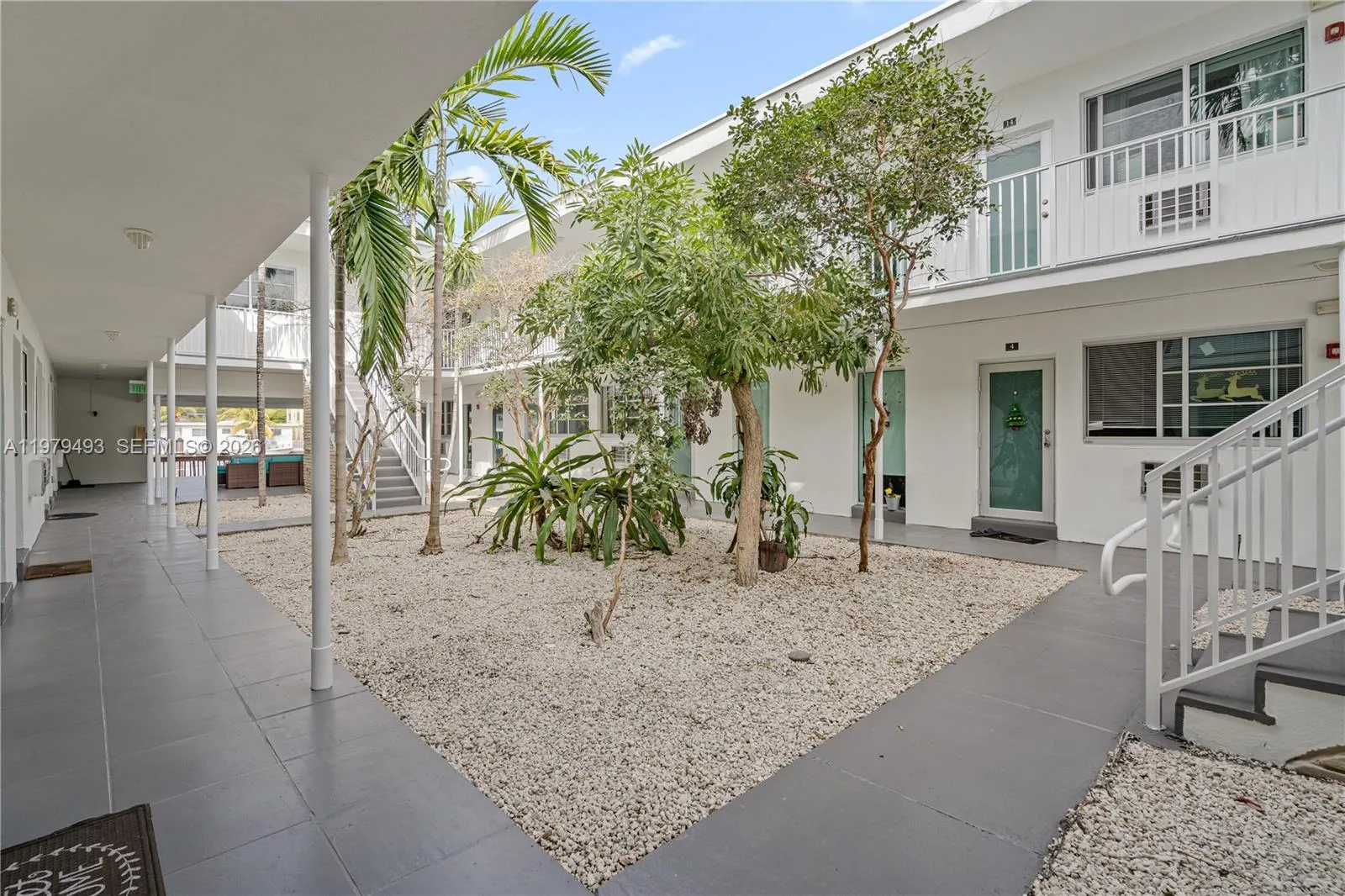 7950 Tatum Waterway Dr N8, Miami Beach, Florida 33, Miami Beach, Florida 33141, 1 Bedroom Bedrooms, ,1 BathroomBathrooms,Residential Lease,For Rent,7950 Tatum Waterway Dr N8, Miami Beach, Florida 33,A11979493