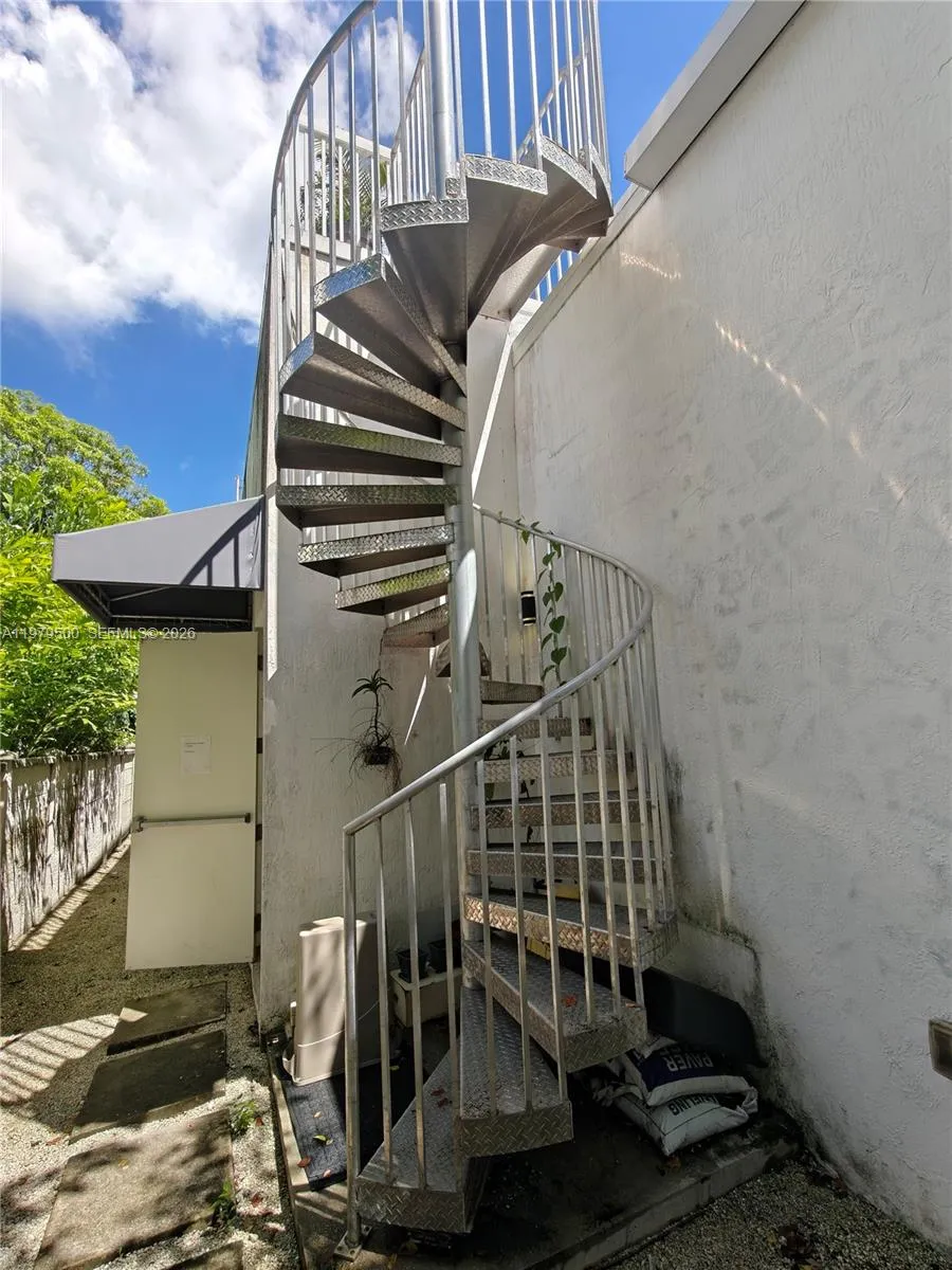 Stairway to Rooftop
