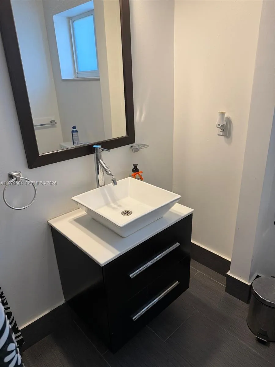 North Miami Beach, Florida 33179, ,1 BathroomBathrooms,Residential Lease,For Rent,A11979504