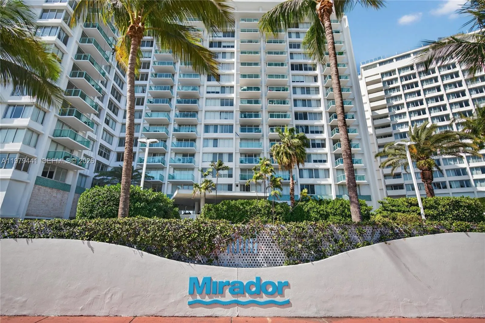 1000 West Ave 923, Miami Beach, Florida 33139, Miami Beach, Florida 33139, 1 Bedroom Bedrooms, ,1 BathroomBathrooms,Residential Lease,For Rent,1000 West Ave 923, Miami Beach, Florida 33139,A11979441