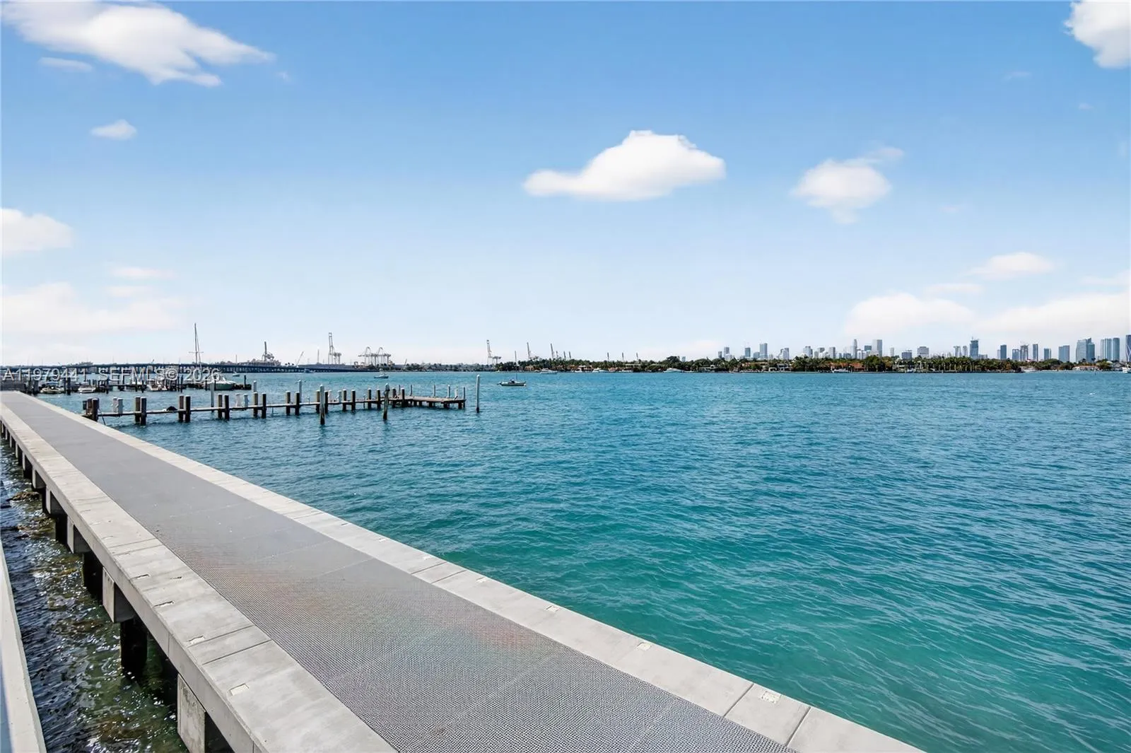 1000 West Ave 923, Miami Beach, Florida 33139, Miami Beach, Florida 33139, 1 Bedroom Bedrooms, ,1 BathroomBathrooms,Residential Lease,For Rent,1000 West Ave 923, Miami Beach, Florida 33139,A11979441