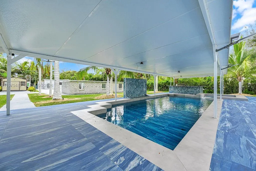 7830 Sw 120th St, Pinecrest, Florida 33156, Pinecrest, Florida 33156, 5 Bedrooms Bedrooms, ,4 BathroomsBathrooms,Residential Lease,For Rent,7830 Sw 120th St, Pinecrest, Florida 33156,A11979482