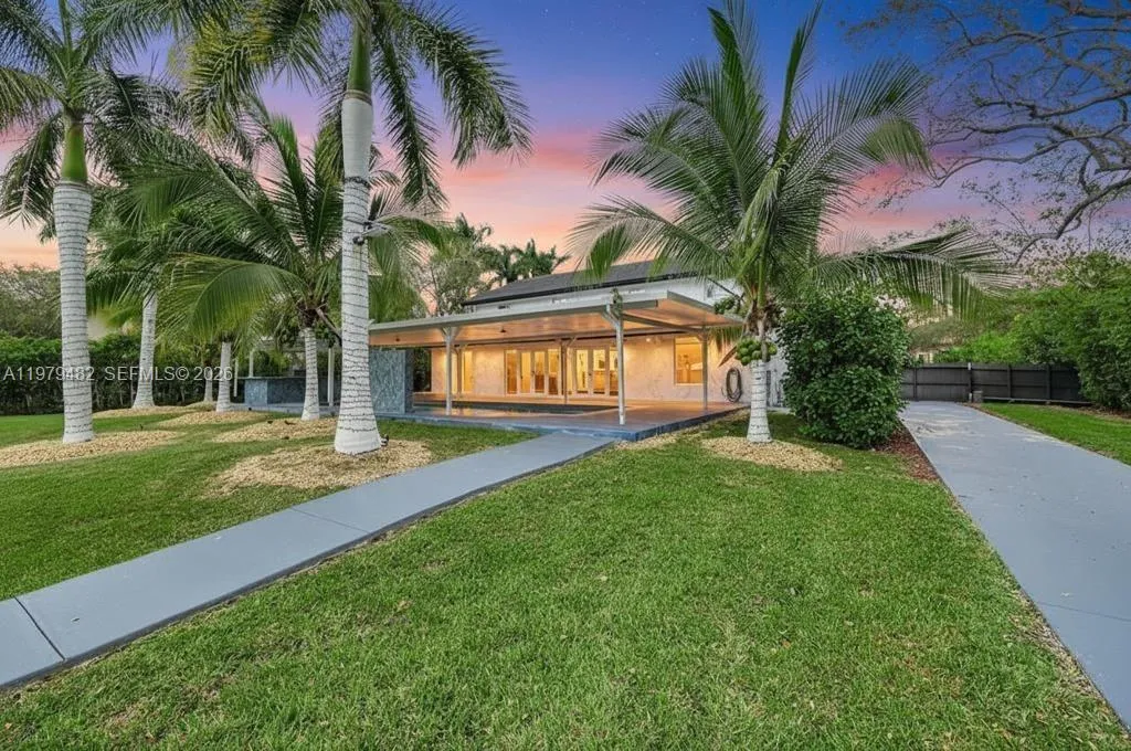 7830 Sw 120th St, Pinecrest, Florida 33156, Pinecrest, Florida 33156, 5 Bedrooms Bedrooms, ,4 BathroomsBathrooms,Residential Lease,For Rent,7830 Sw 120th St, Pinecrest, Florida 33156,A11979482