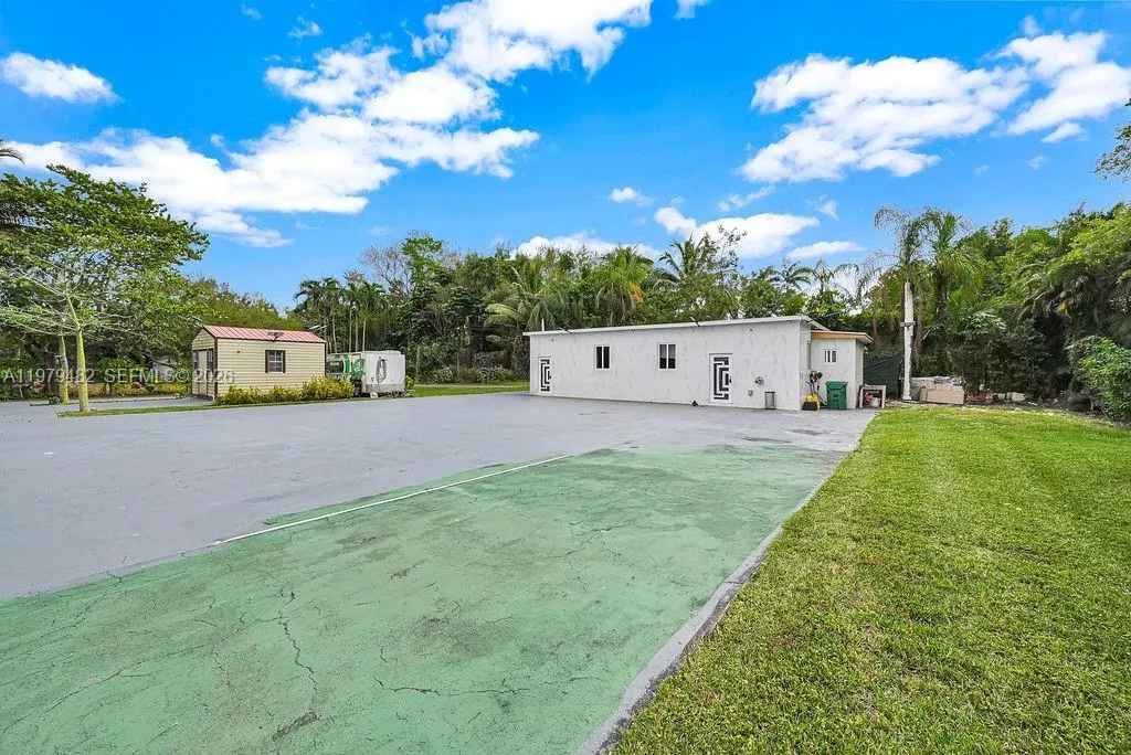 7830 Sw 120th St, Pinecrest, Florida 33156, Pinecrest, Florida 33156, 5 Bedrooms Bedrooms, ,4 BathroomsBathrooms,Residential Lease,For Rent,7830 Sw 120th St, Pinecrest, Florida 33156,A11979482